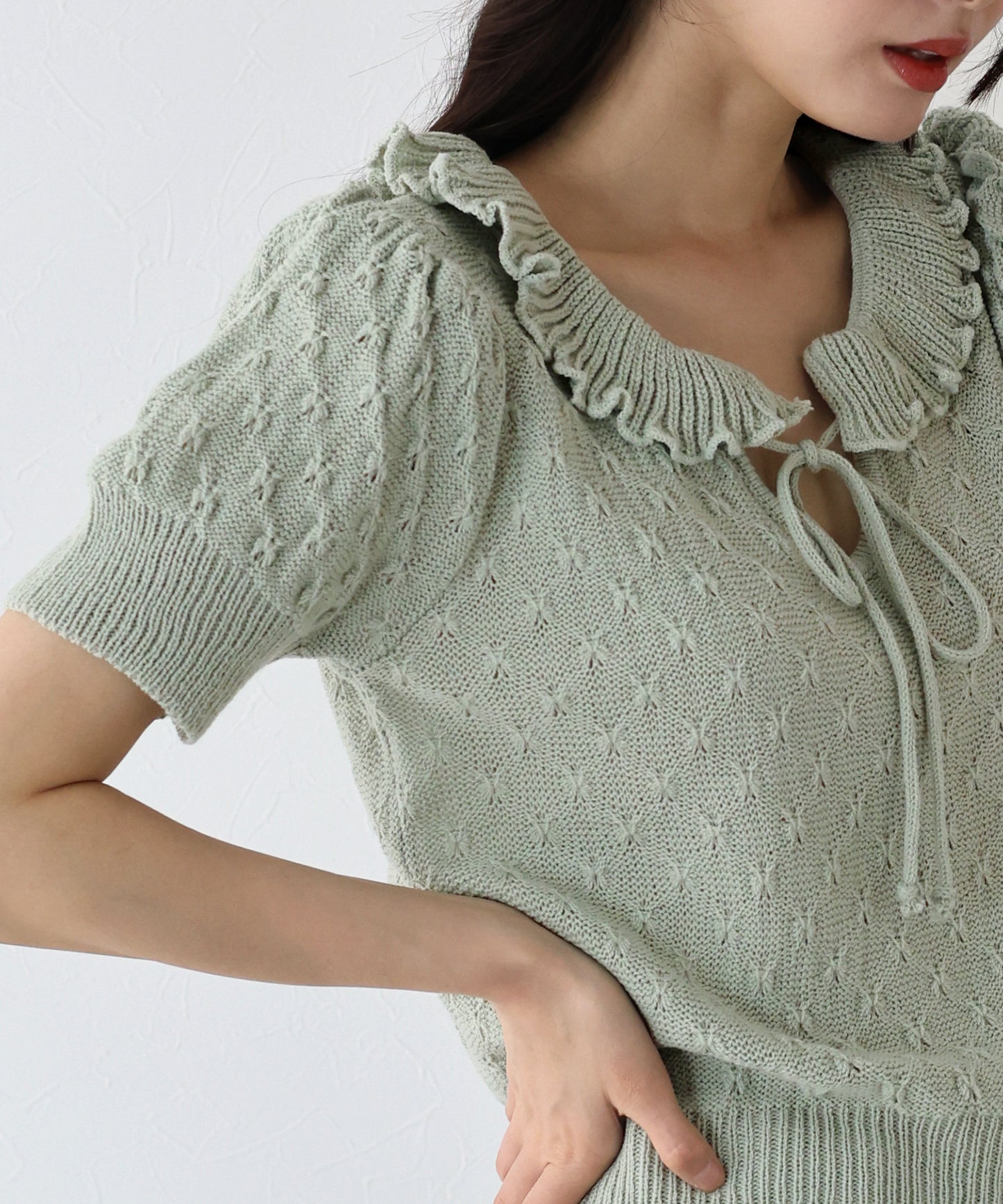 【SALE】フリル襟かぎ編みニット