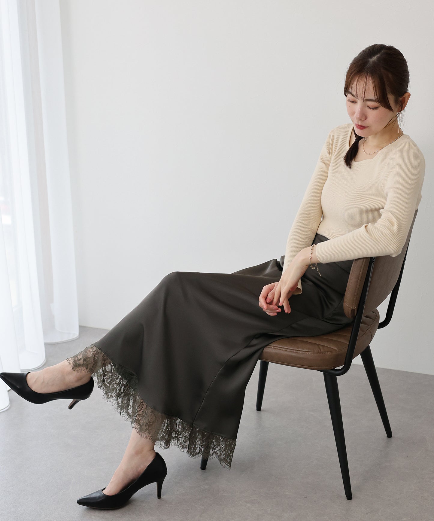 【早割5%OFF】レース切替サテンマーメイドスカート