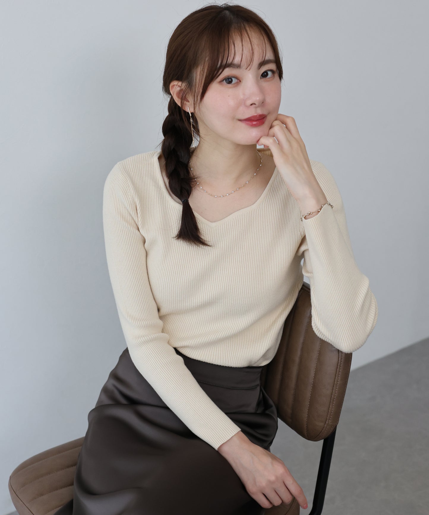 【早割5%OFF】ハートネックリブニット