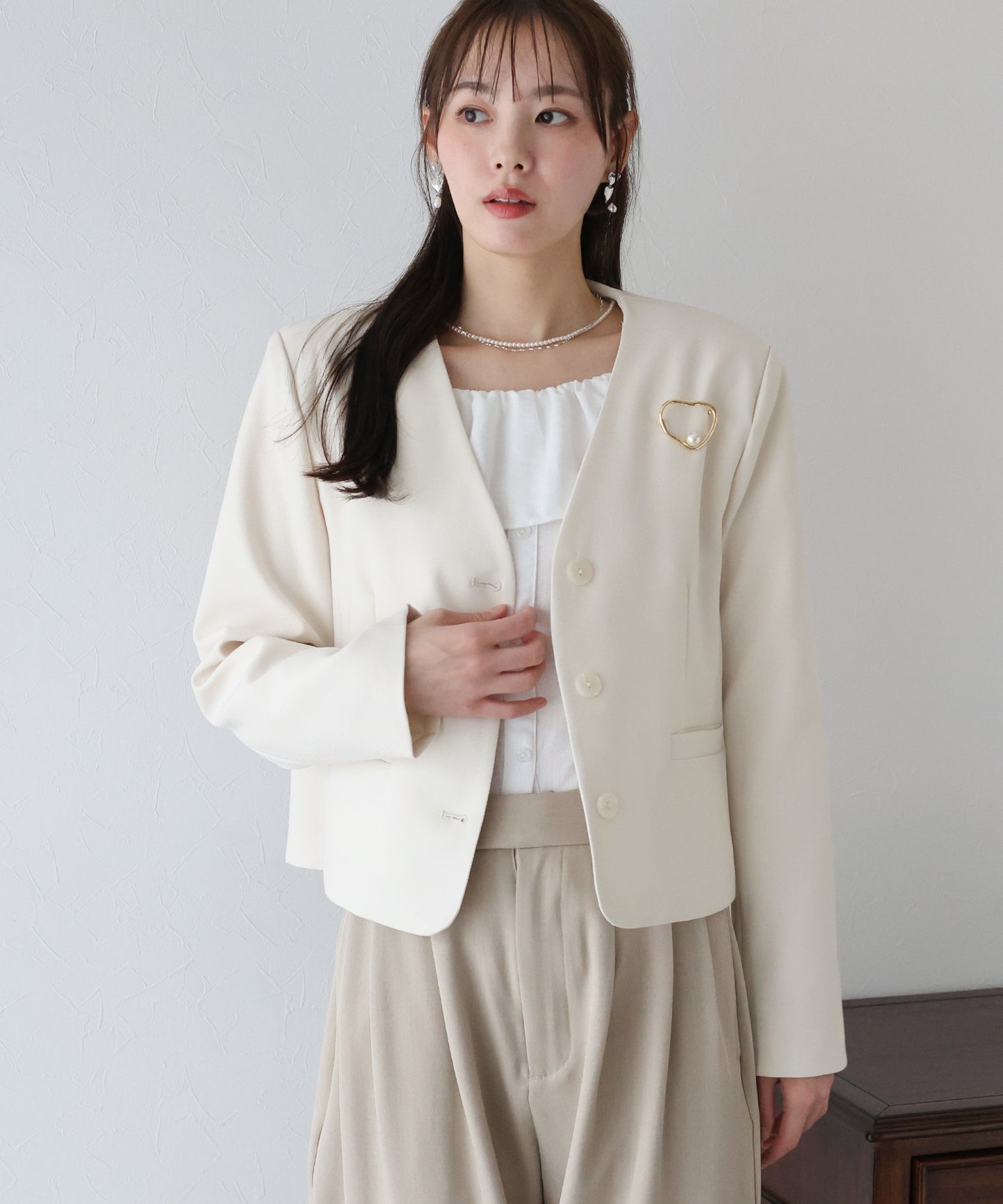 【TIME SALE】Vネックショート丈ジャケット