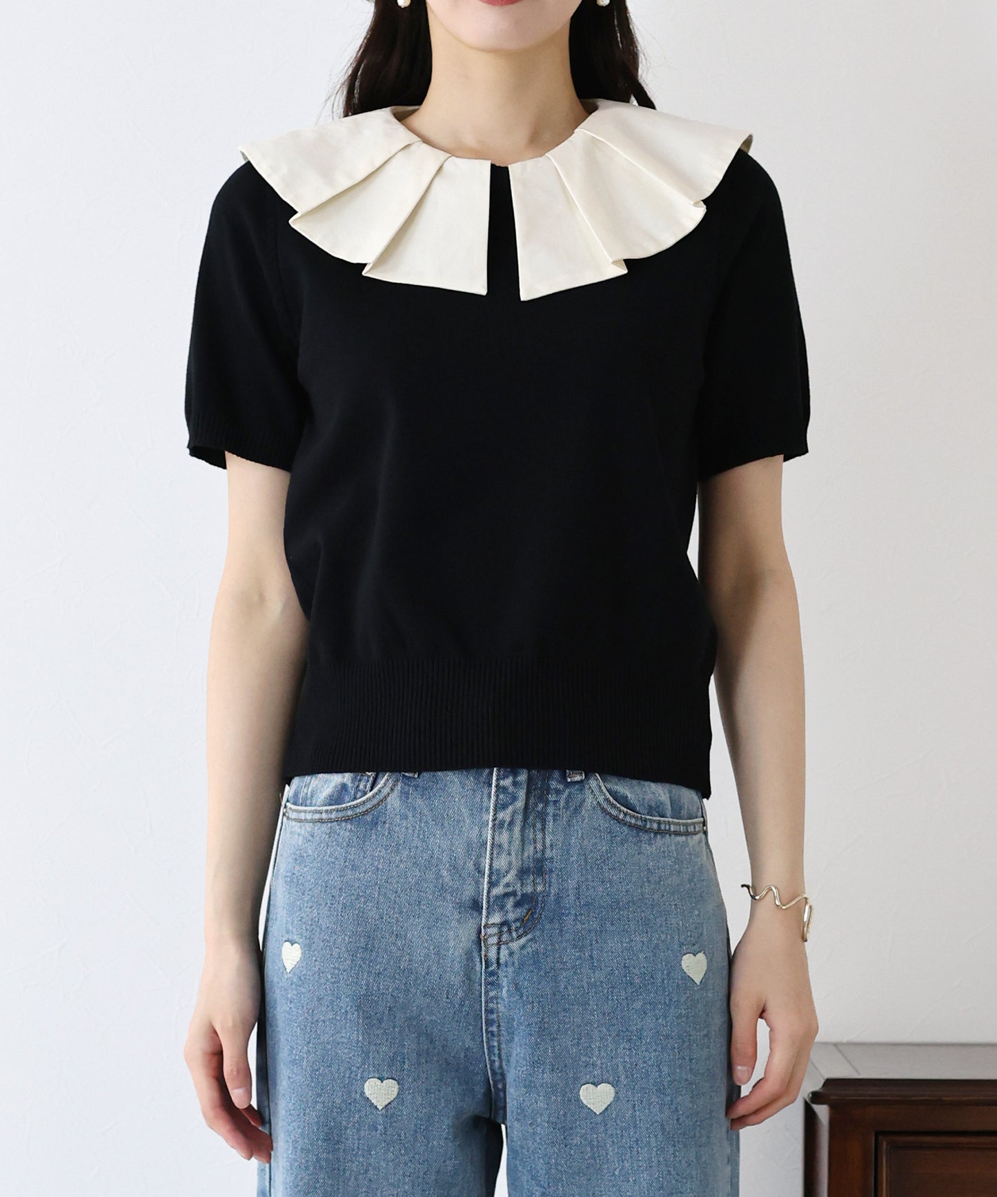 2WAYフリル襟付きニット