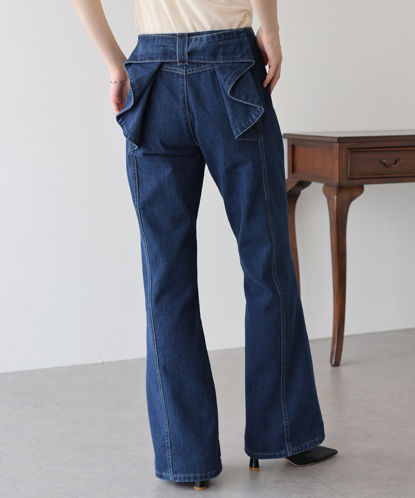 ハイウエストバックリボンワイドデニムパンツ