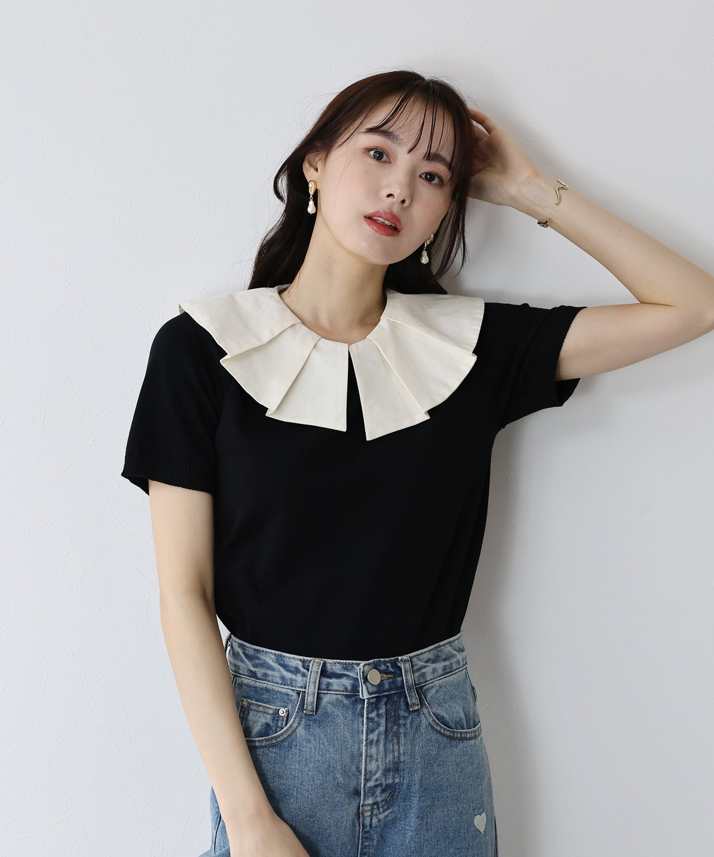 2WAYフリル襟付きニット