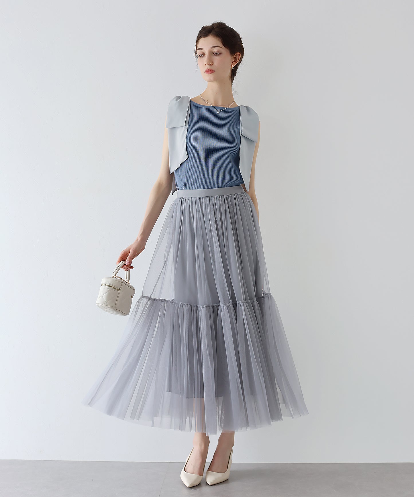 【SALE】ショルダーリボンノースリリブニット