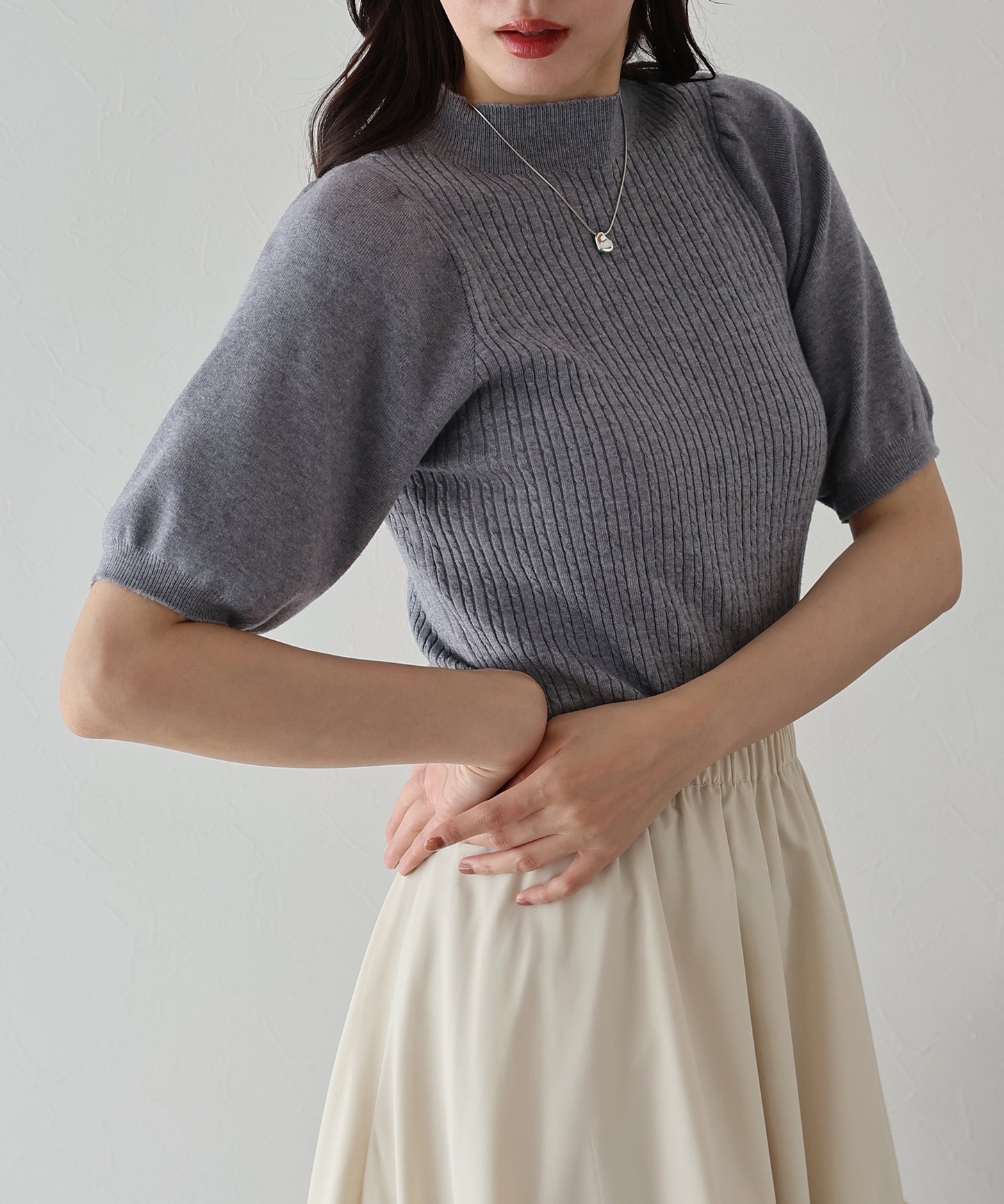 【SALE】パフスリーブ半袖ミニケーブルニット