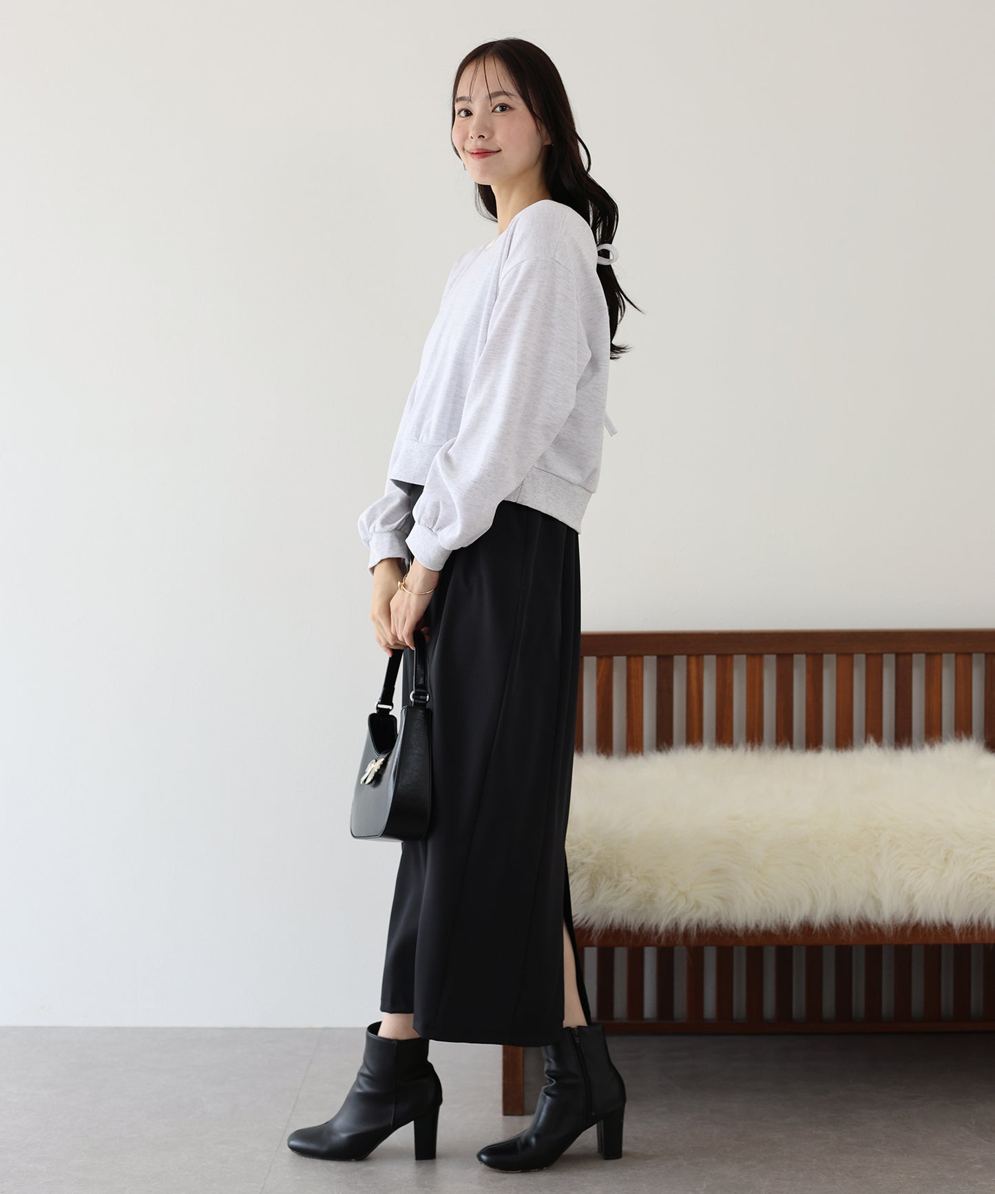 【TIME SALE】バックリボンスウェット