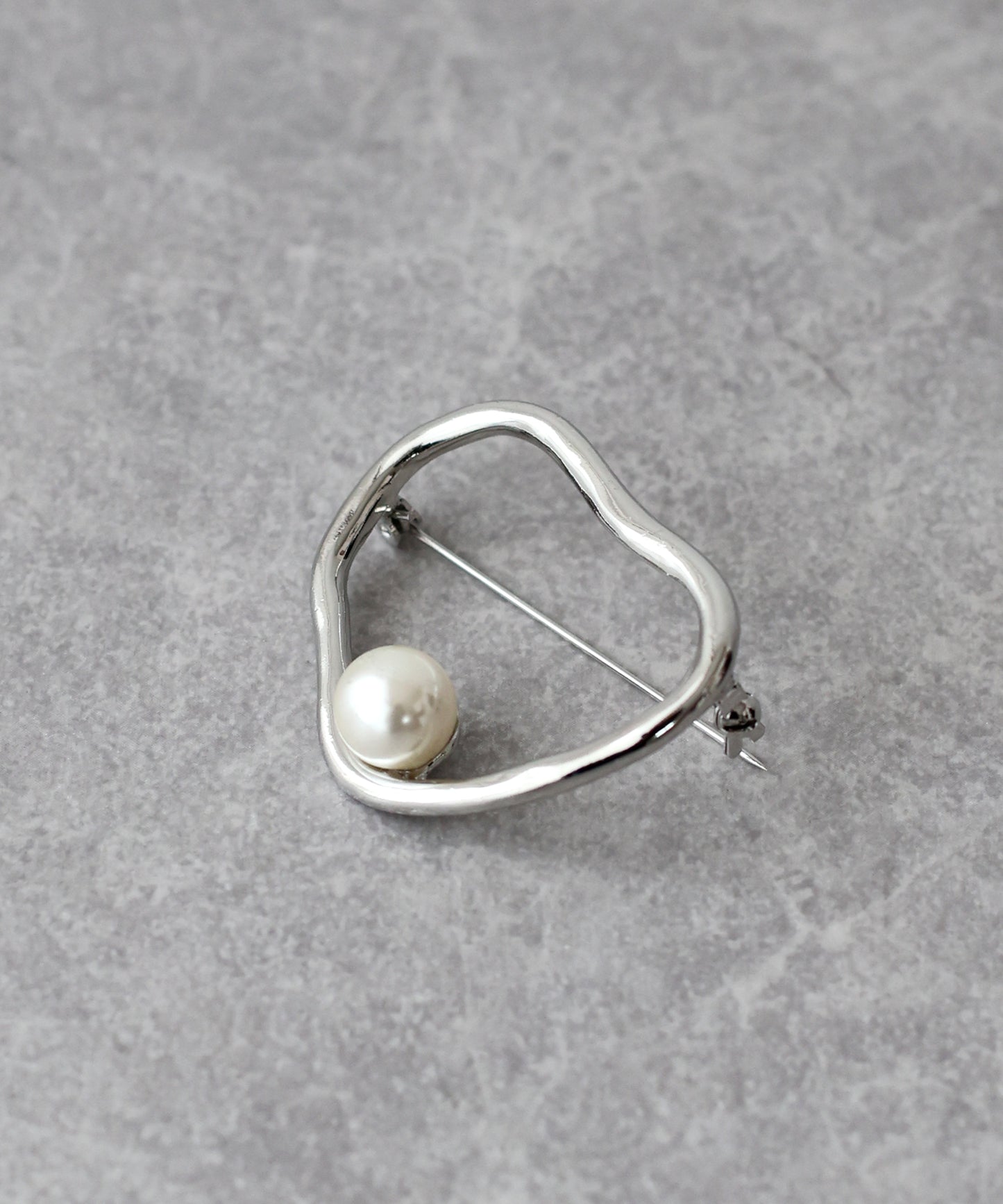 ニュアンスサークルブローチ【ネコポス】