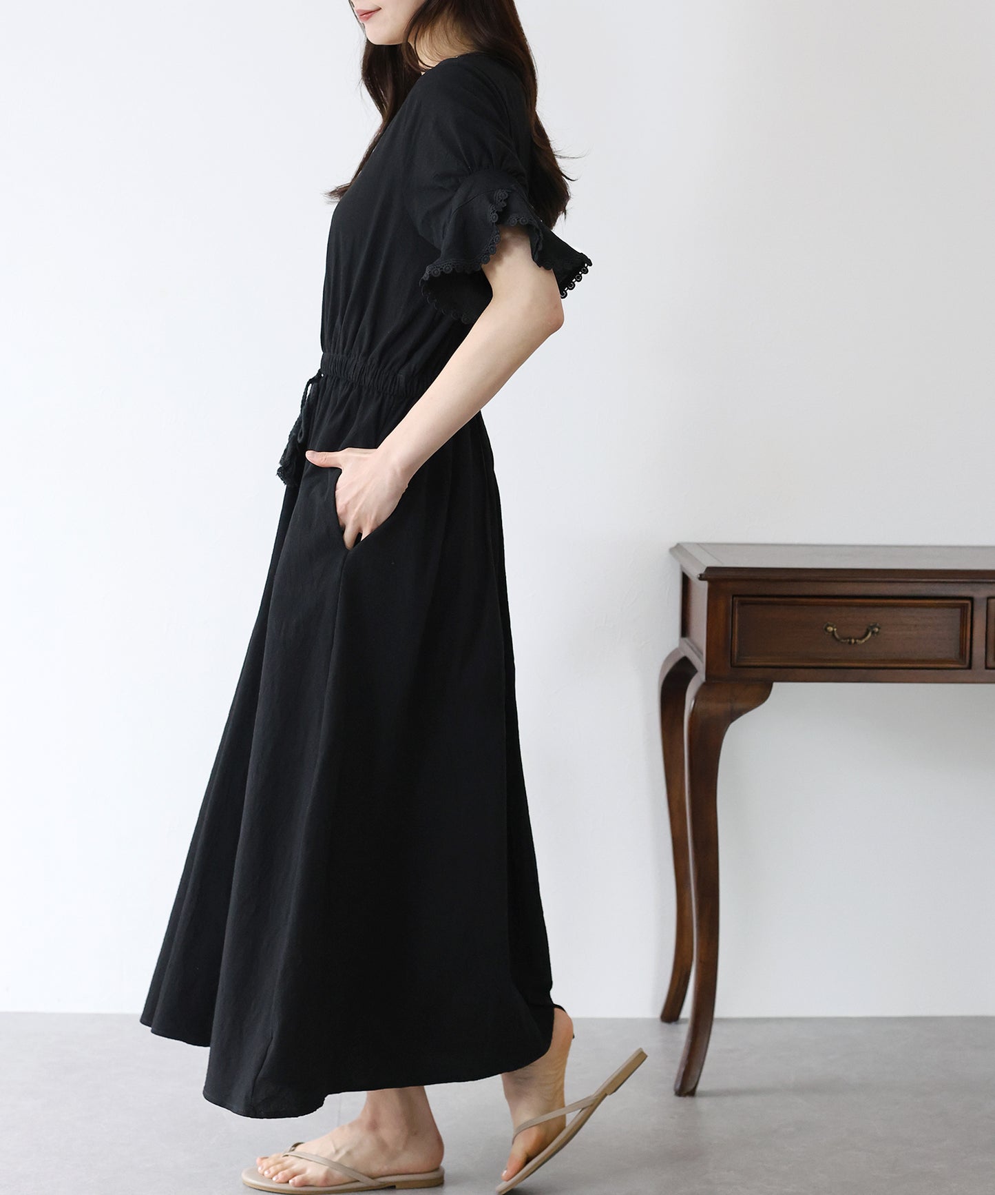 【SALE】袖レースドロストワンピース