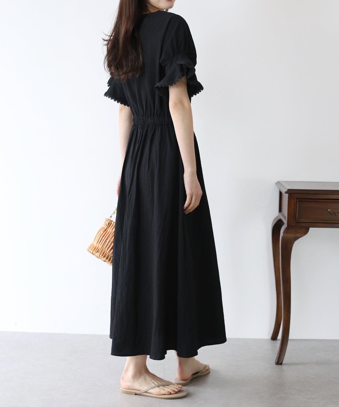 【SALE】袖レースドロストワンピース