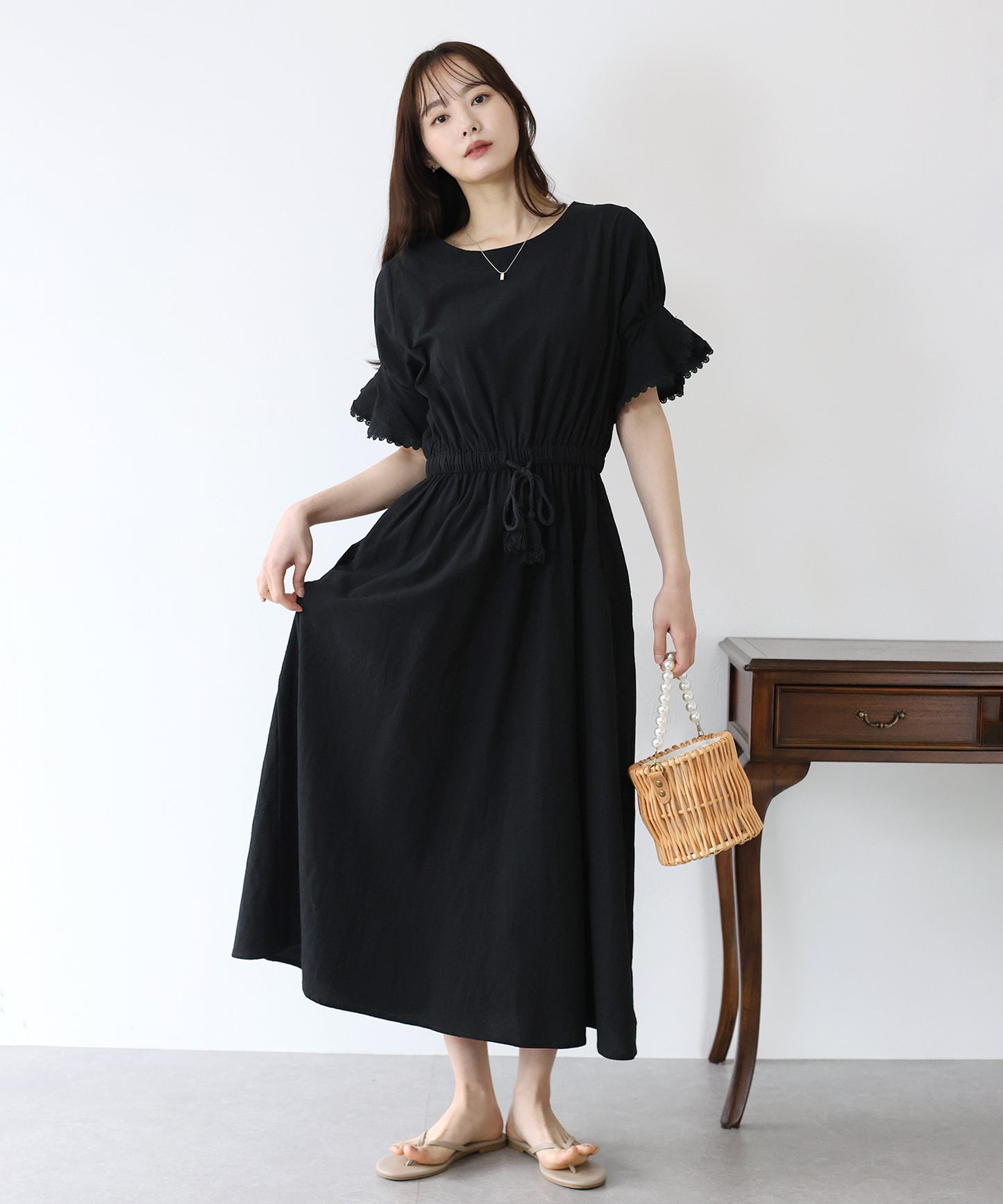 【SALE】袖レースドロストワンピース