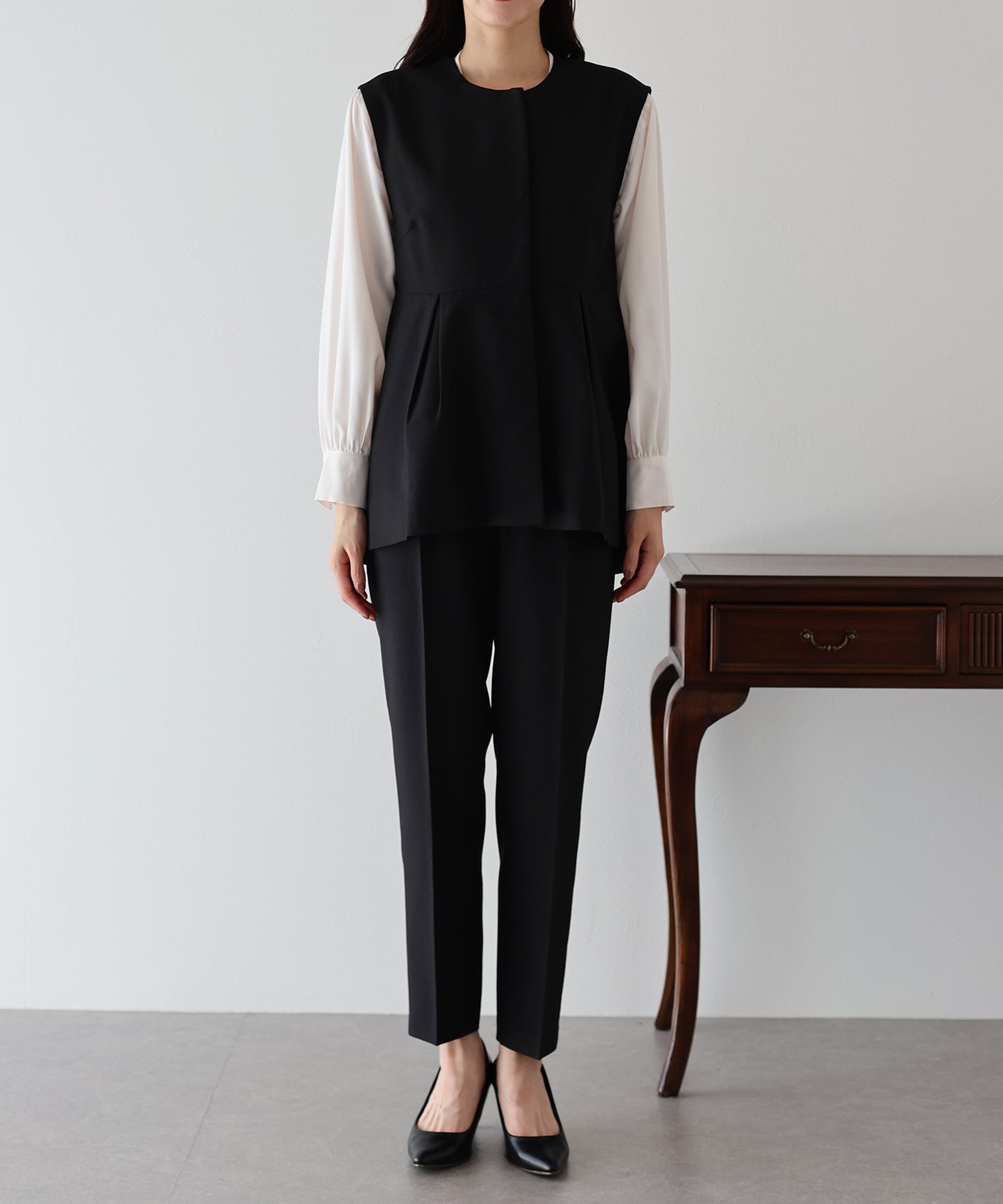 【TIME SALE】ペプラムベスト&テーパードパンツ セレモニー2点セット