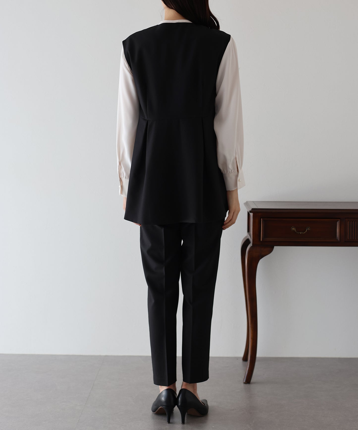 【TIME SALE】ペプラムベスト&テーパードパンツ セレモニー2点セット