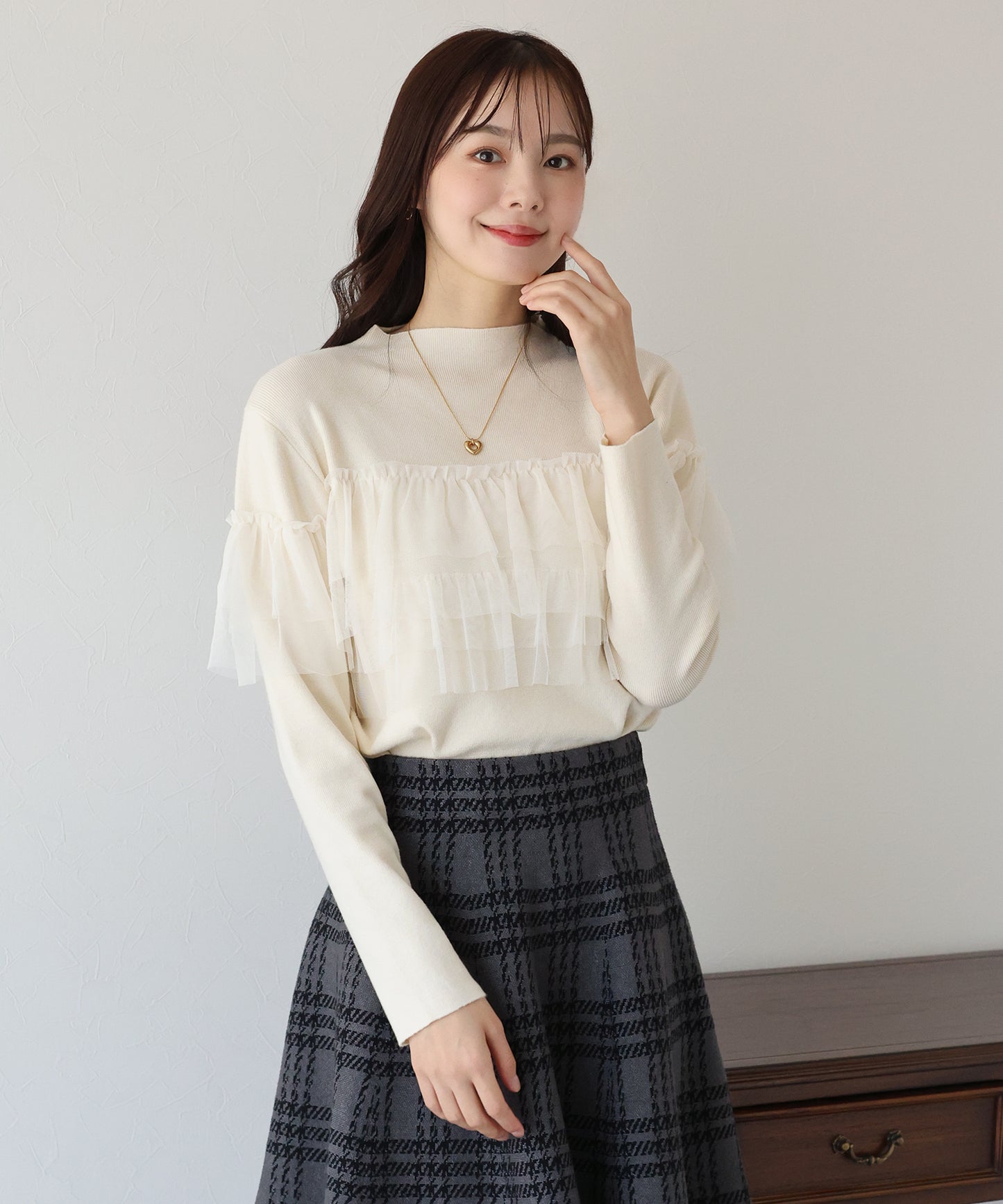 【TIME SALE】フリルチュール長袖ニット