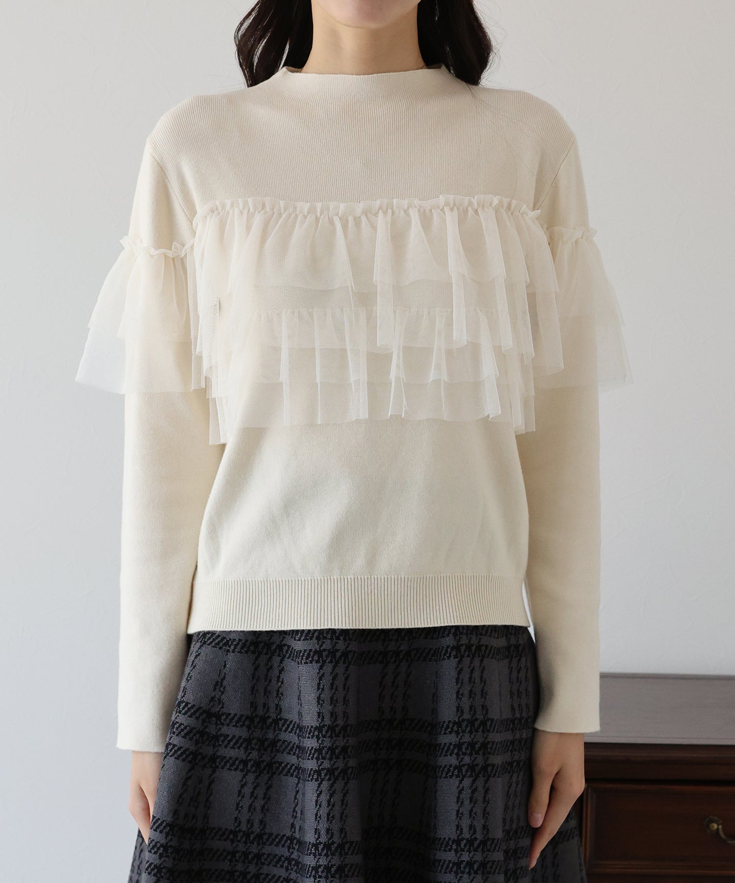 【TIME SALE】フリルチュール長袖ニット