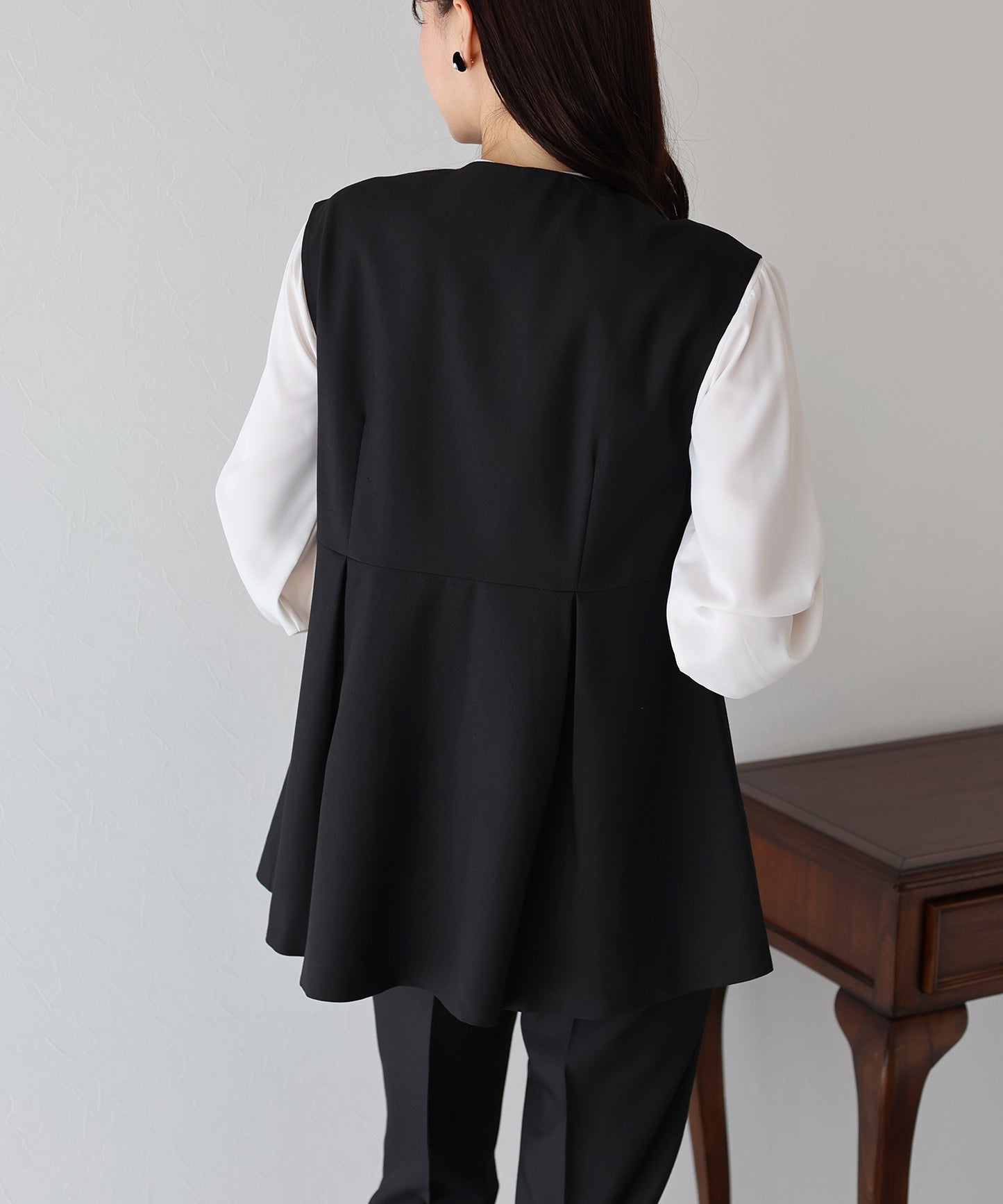 【TIME SALE】ペプラムベスト&テーパードパンツ セレモニー2点セット