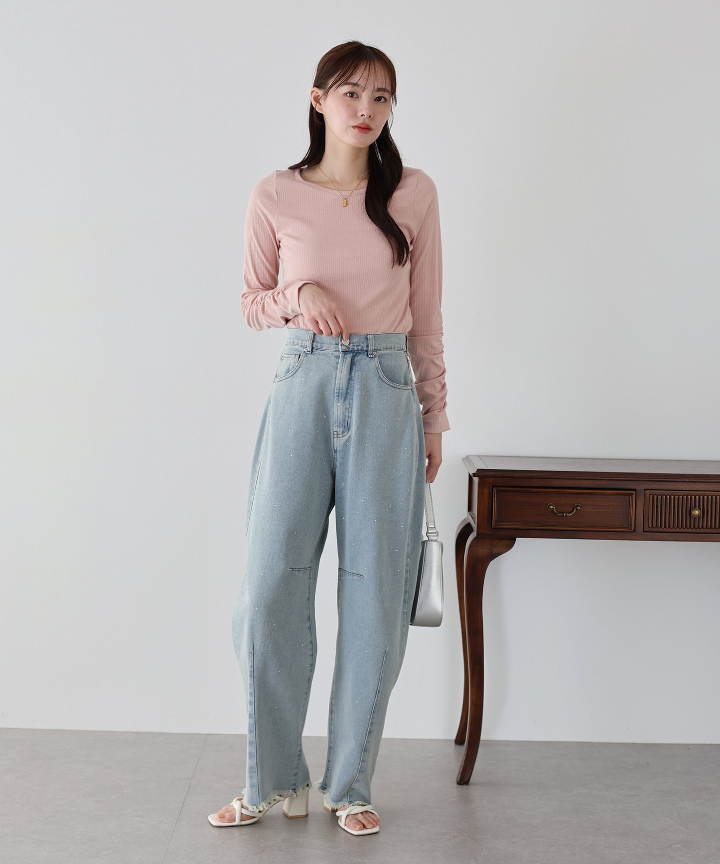 【TIME SALE】ラインストーンカーブデニムパンツ