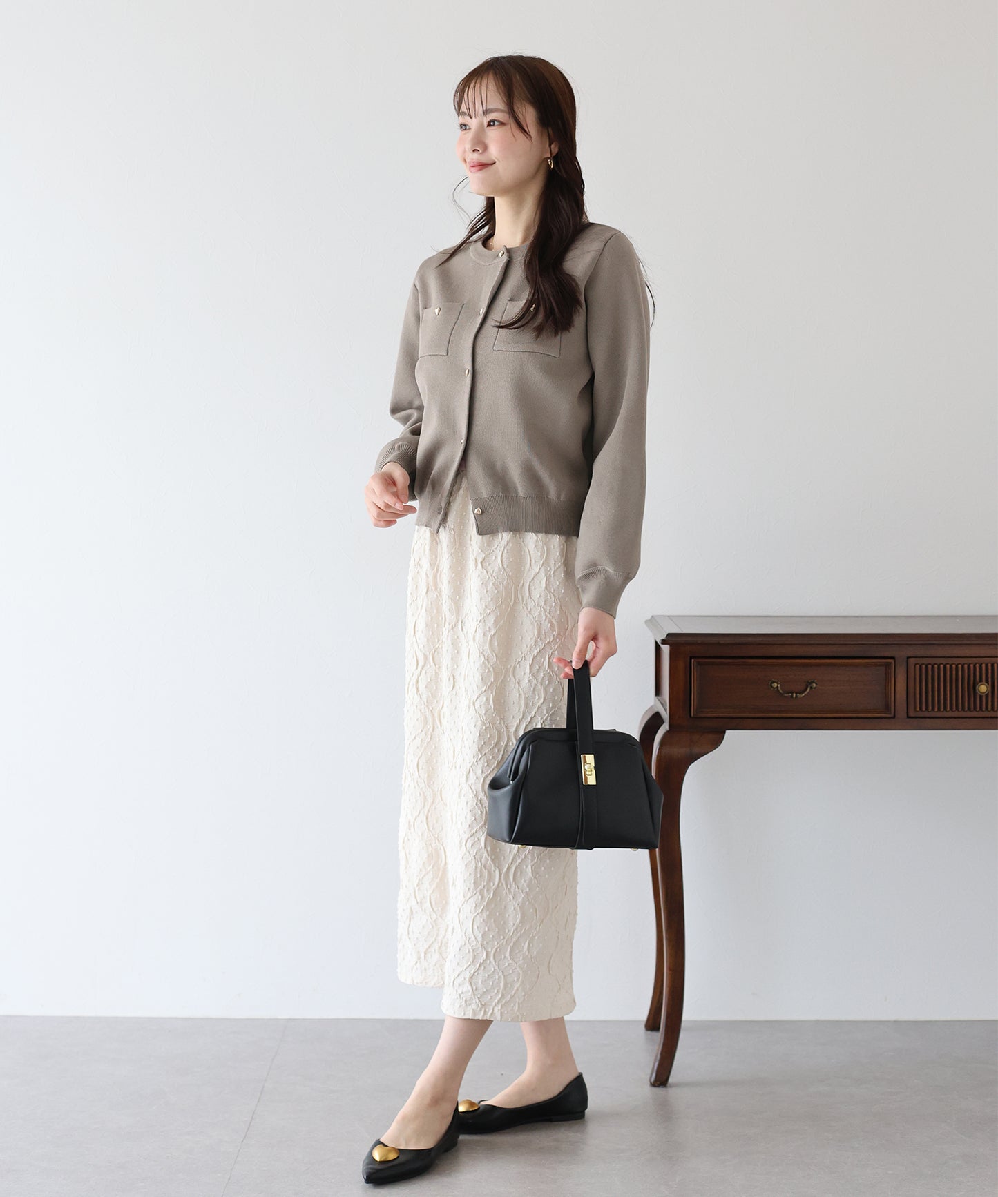 【SALE】ぷっくりハートボタンポリニットカーディガン