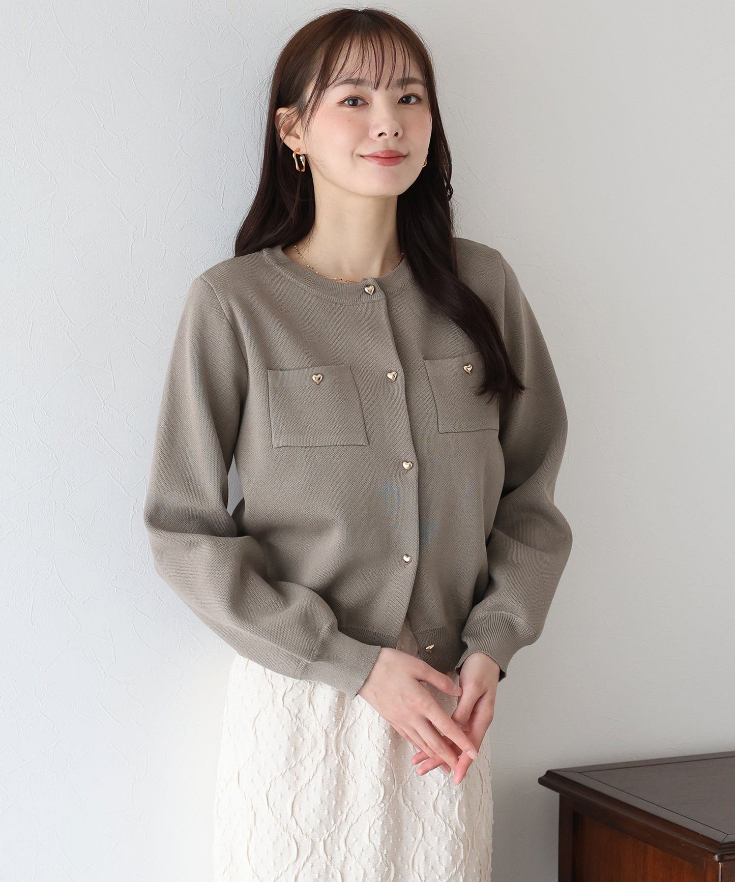 【SALE】ぷっくりハートボタンポリニットカーディガン