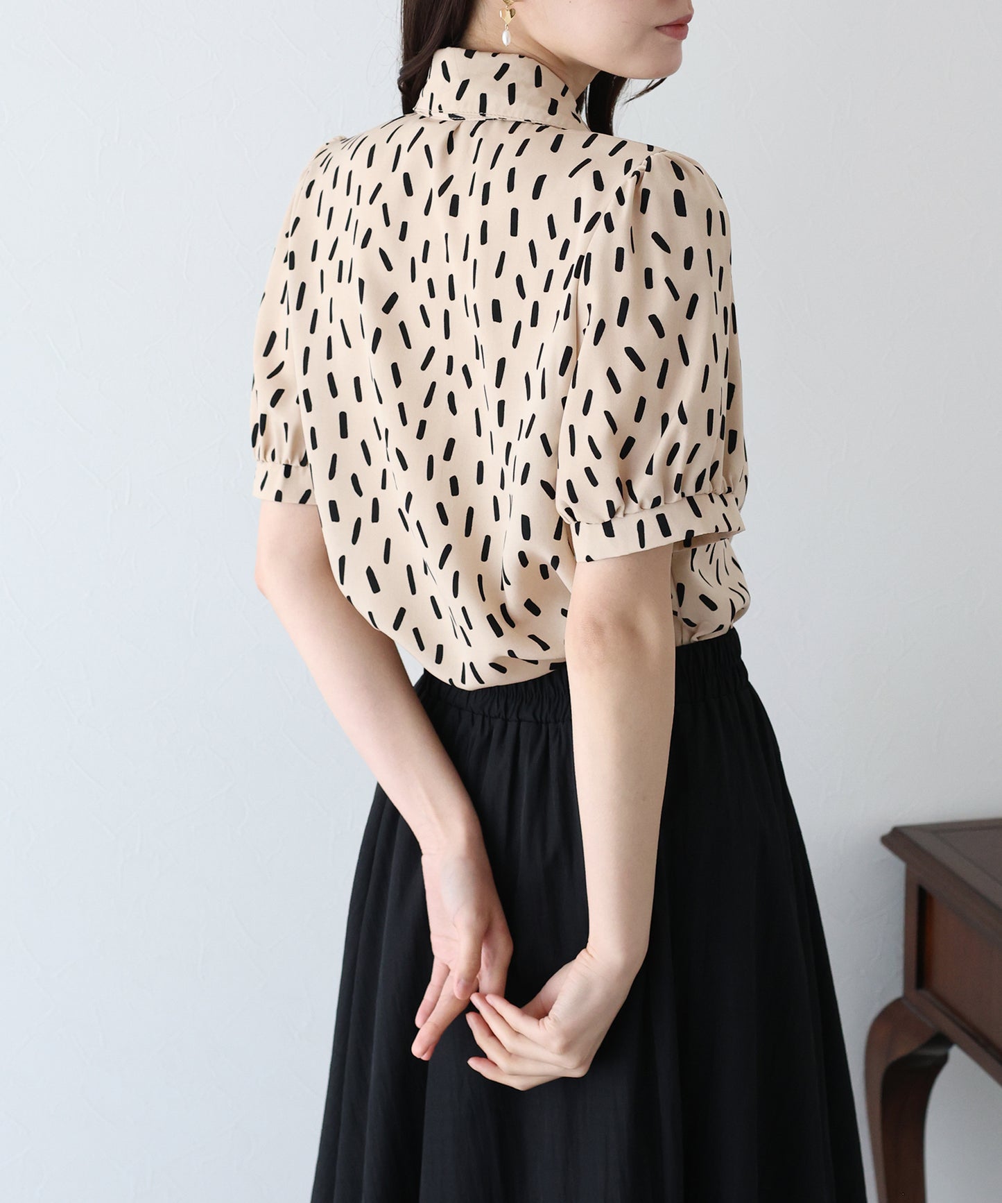 보우타이 리본 블라우스