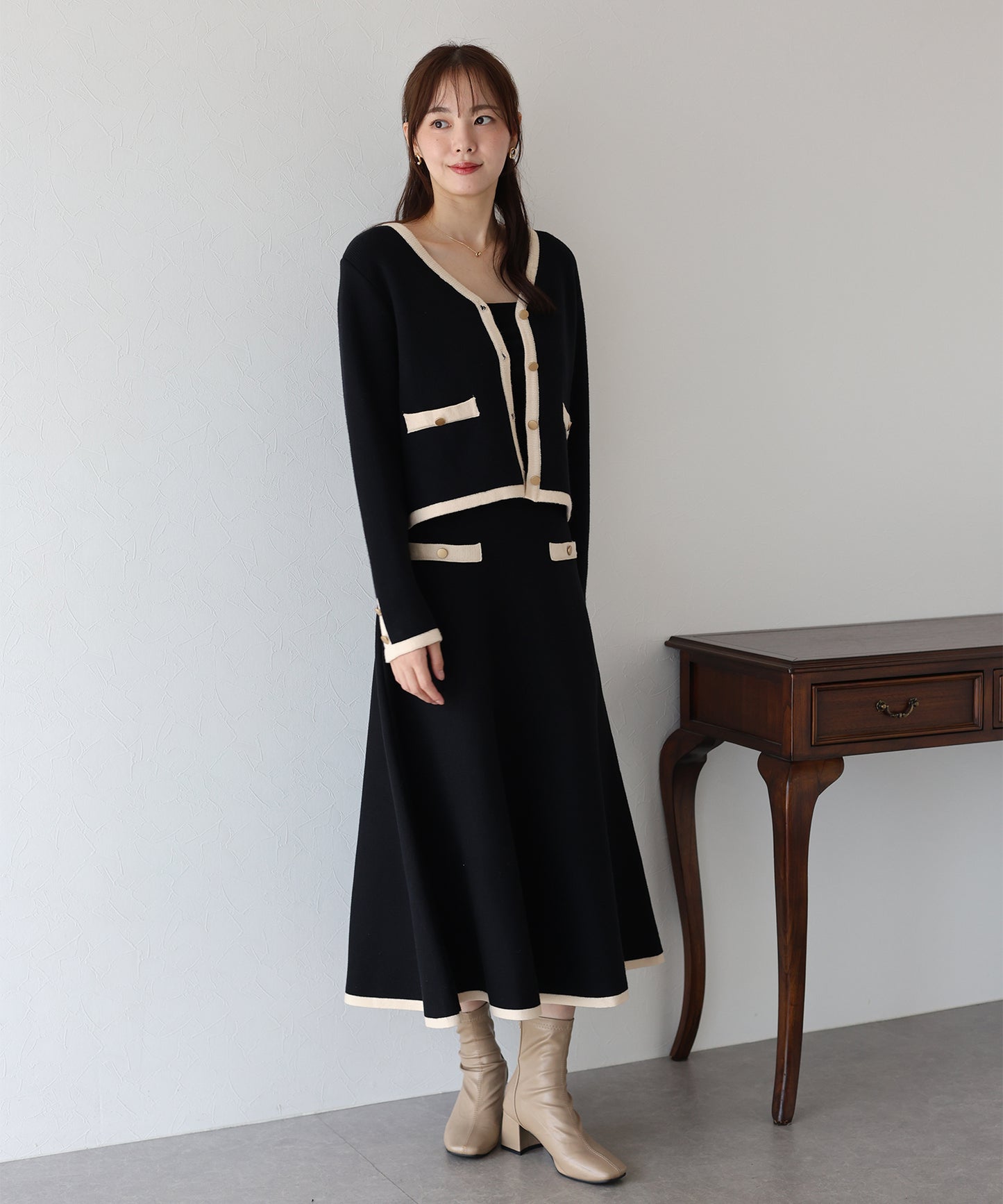 【早割5%OFF】金ボタンバイカラーニットスカート