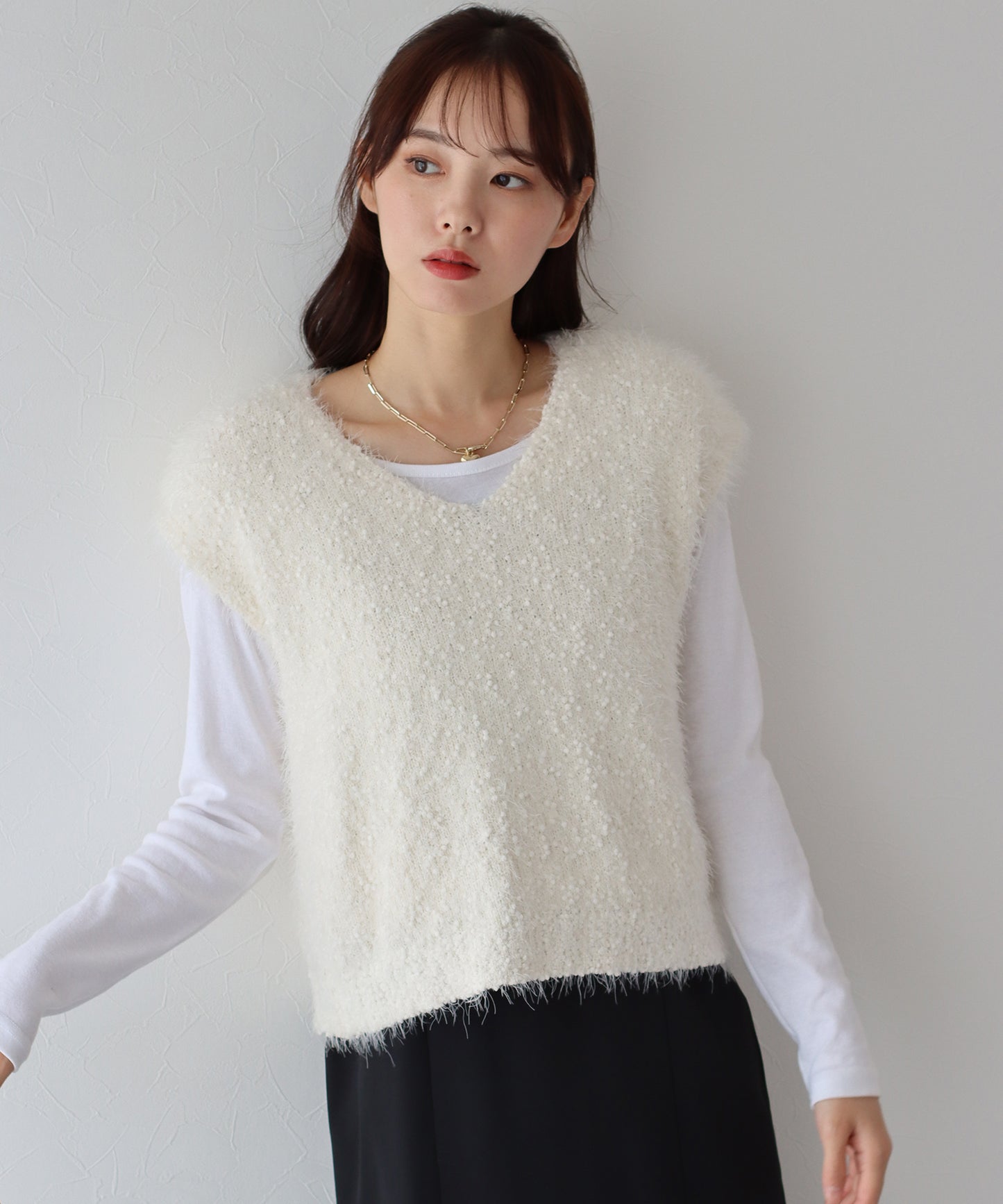 【SALE】ぽこぽこVネックシャギーニットベスト