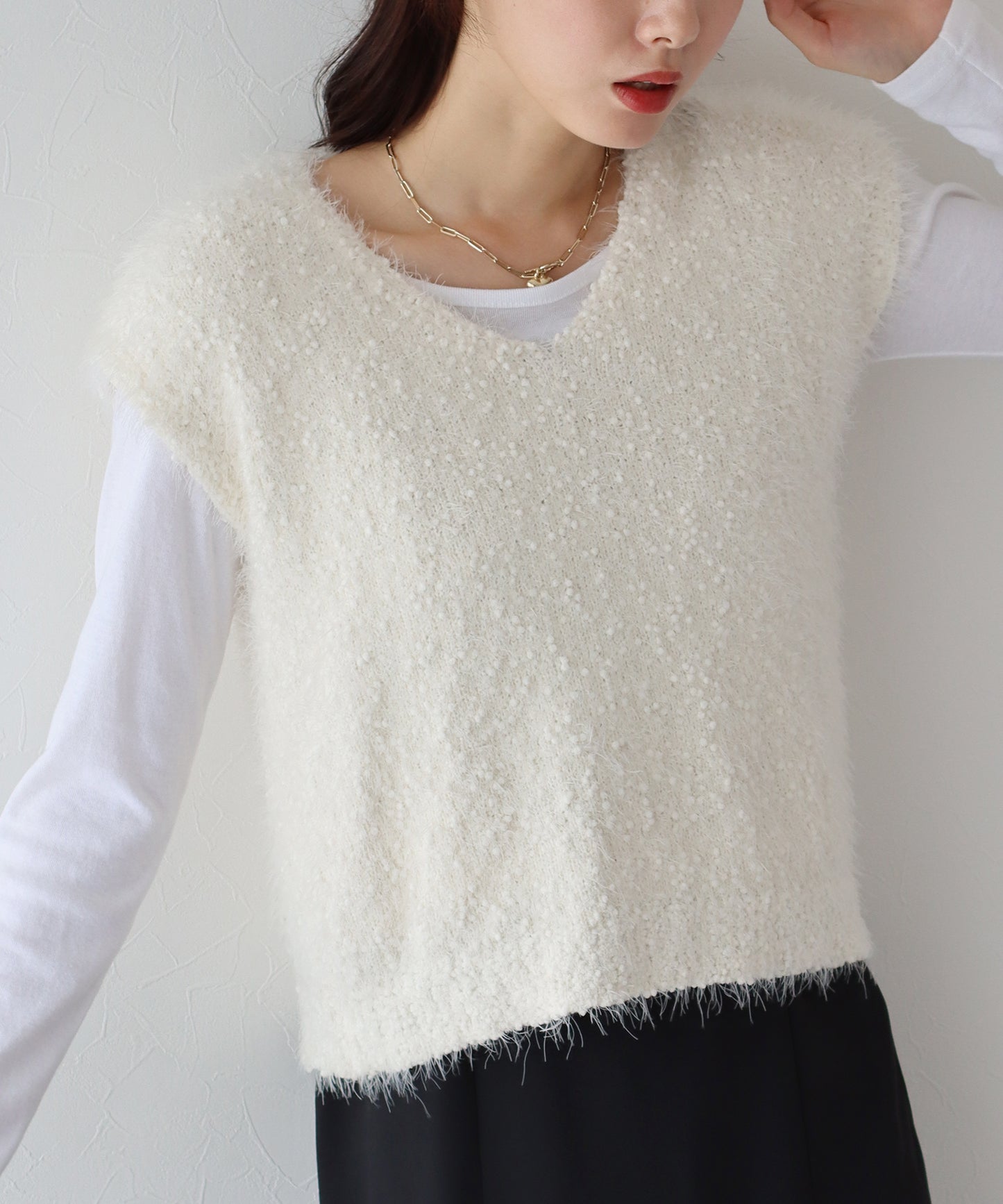【SALE】ぽこぽこVネックシャギーニットベスト