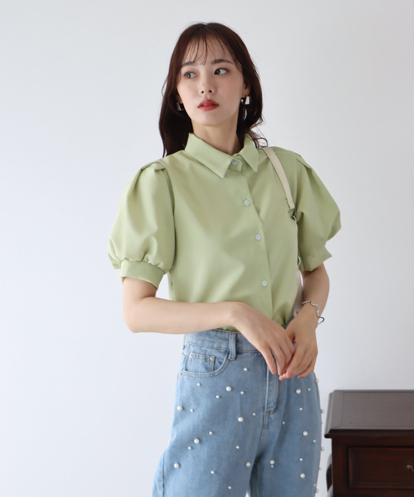 퍼프 슬리브 셔츠 【고양이 포스】