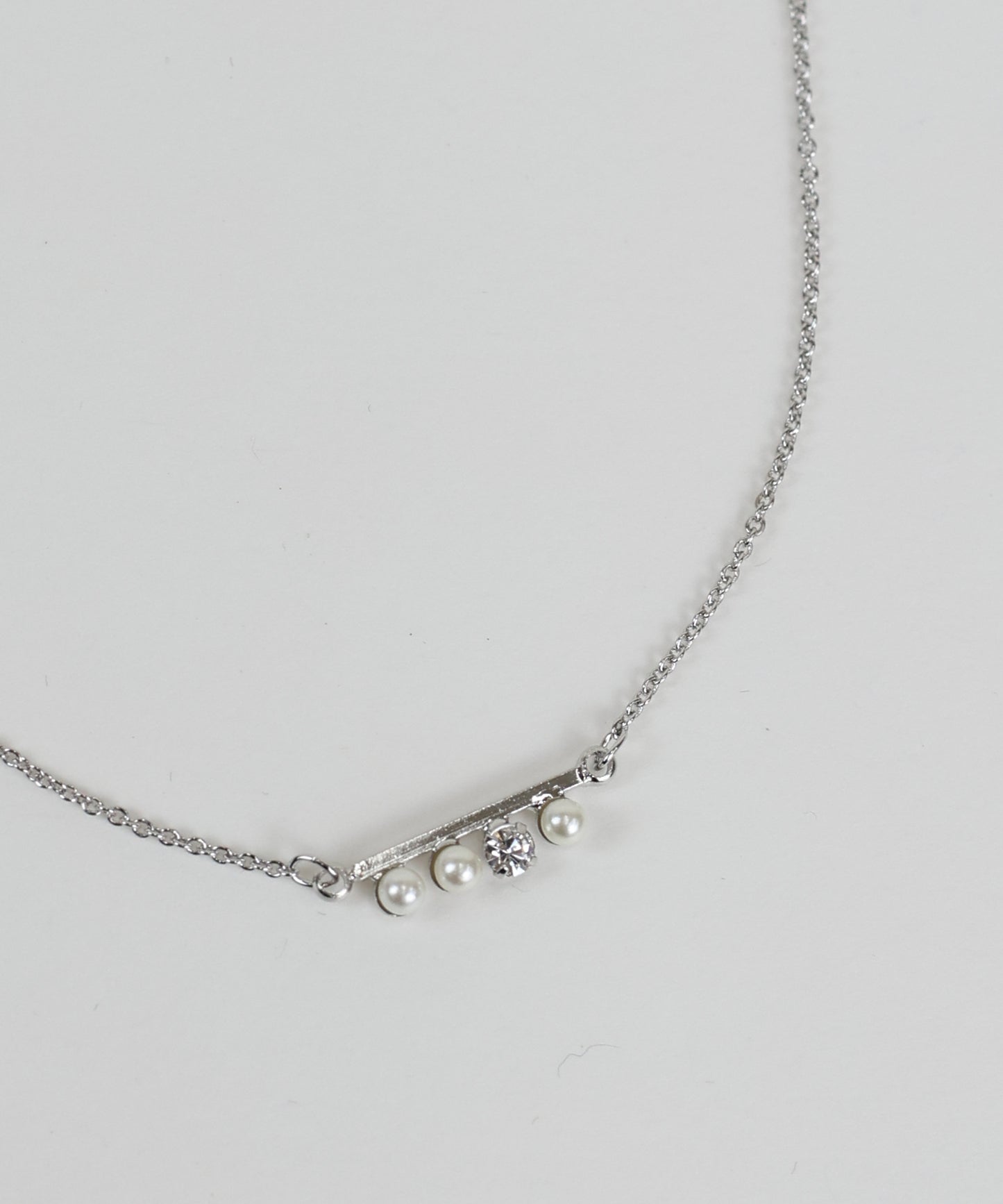 【早割5%OFF】パールビジューバーネックレス / ニッケルフリー【ネコポス】