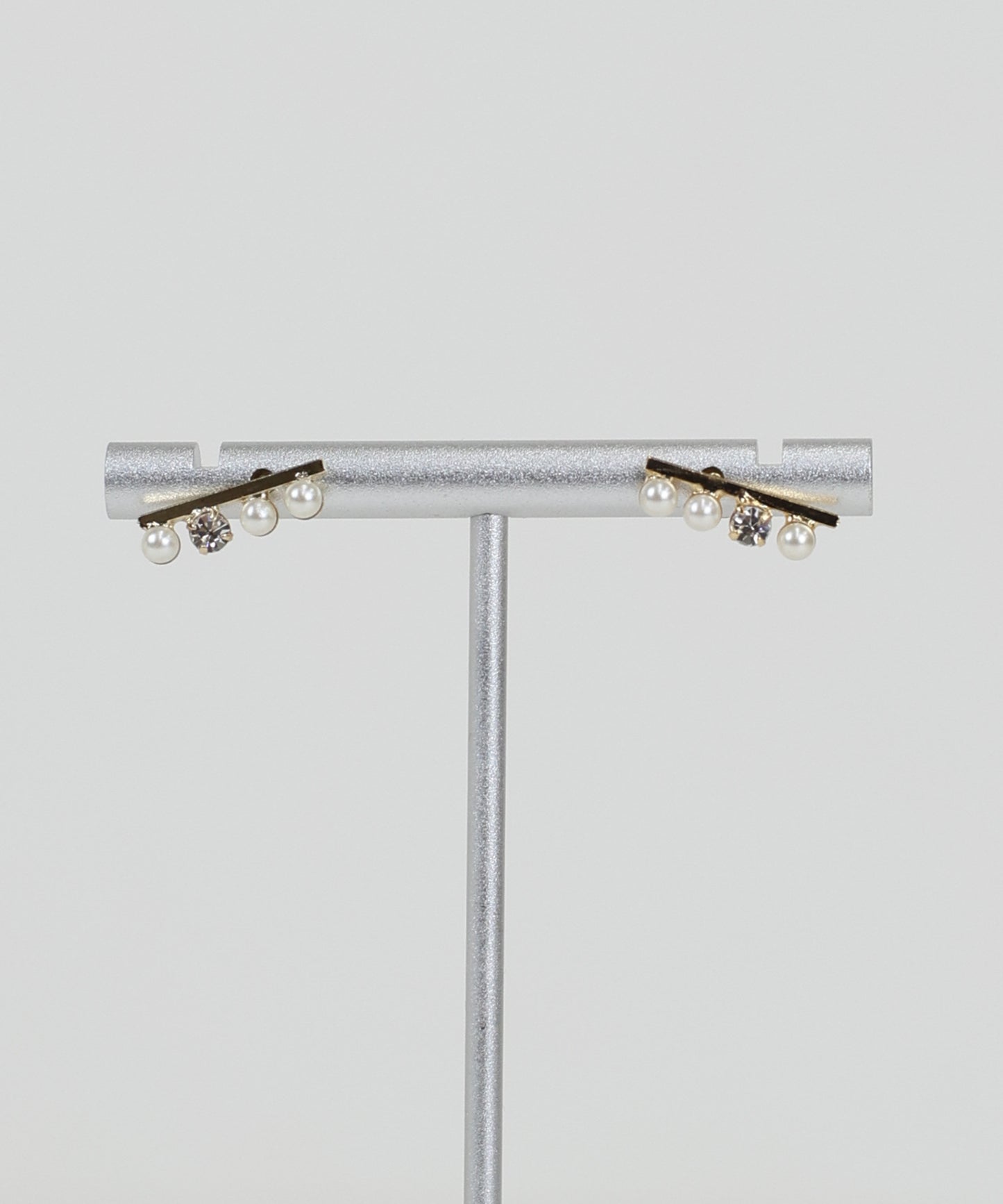 【早割5%OFF】パールビジューバーピアス / ニッケルフリー【ネコポス】