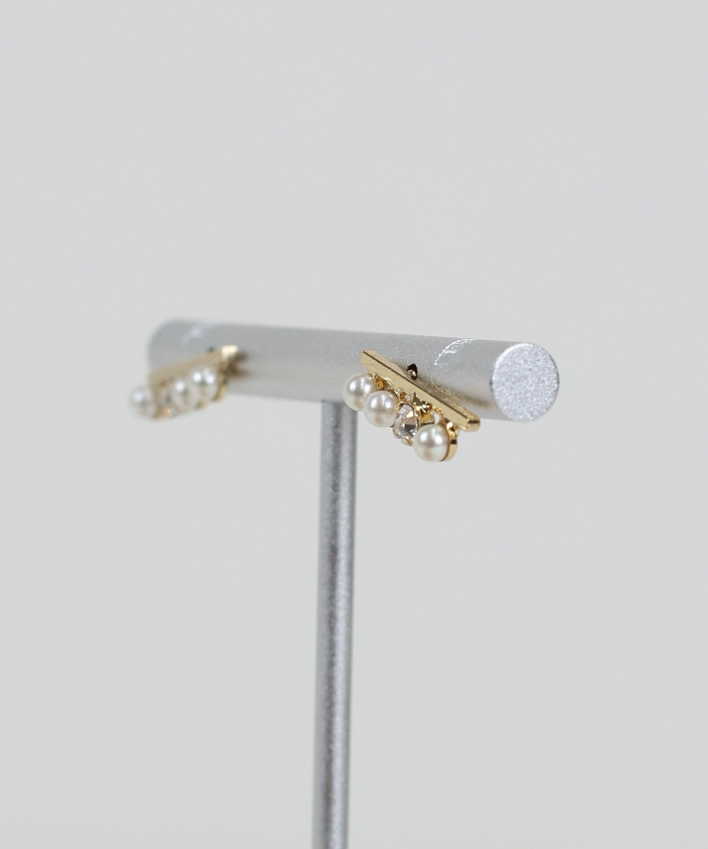 【早割5%OFF】パールビジューバーピアス / ニッケルフリー【ネコポス】