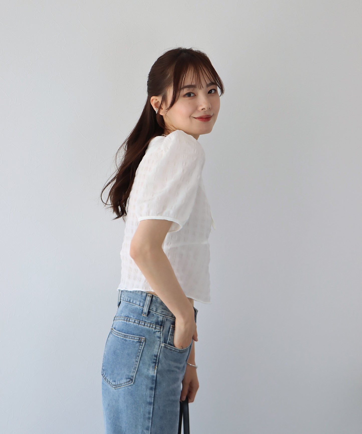 포코 포코 셔링 블라우스 【고양이 포스】