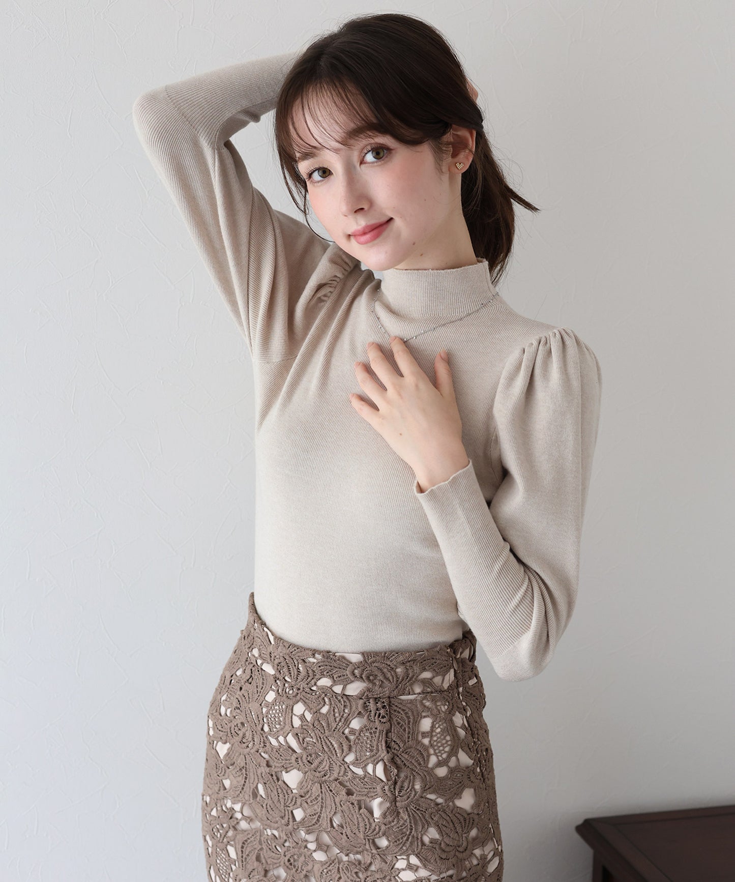 ボリュームパフスリーブニット