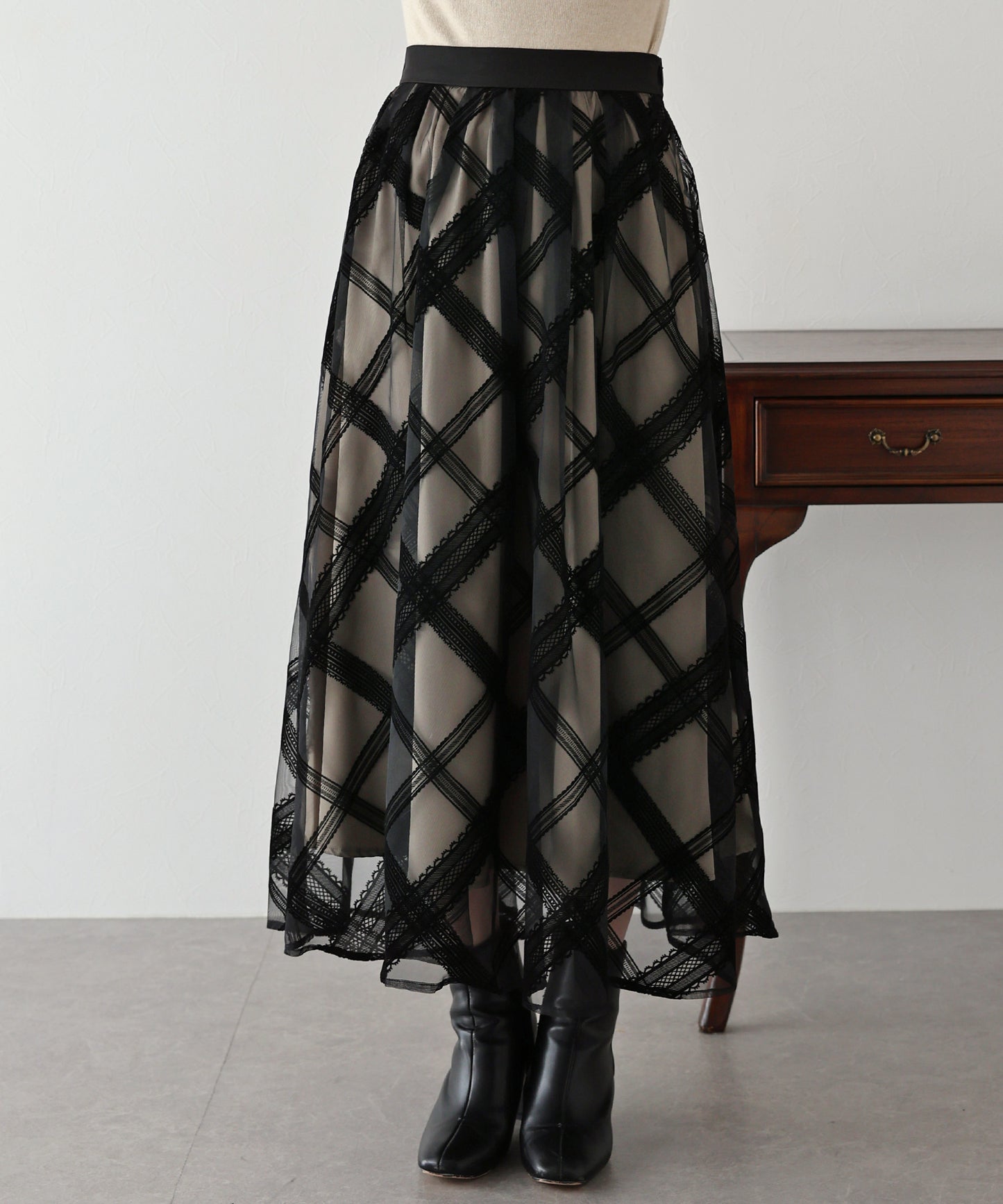 モデル167cm:ロング着用