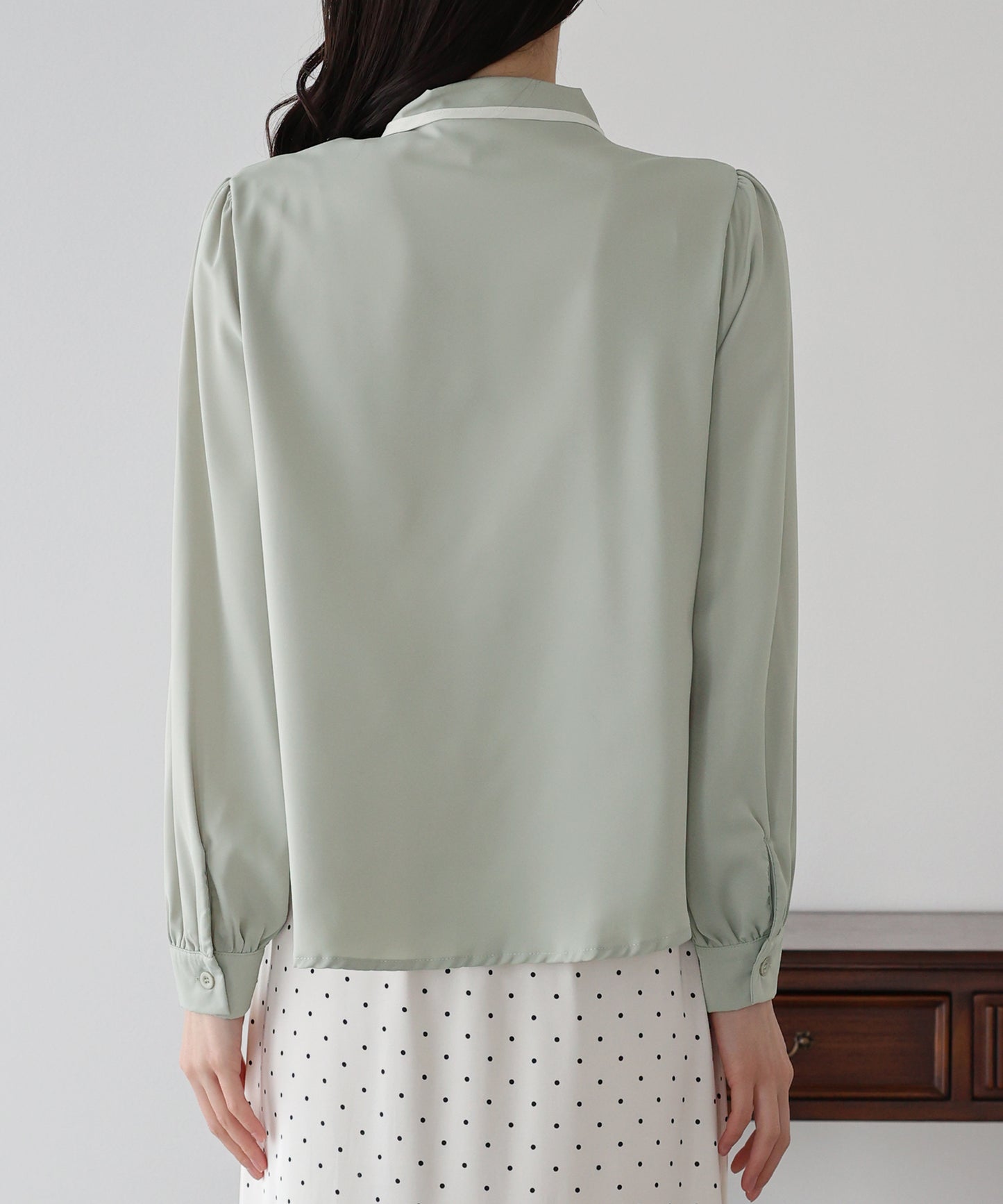 【早割5%OFF】パールバイカラーボウタイブラウス