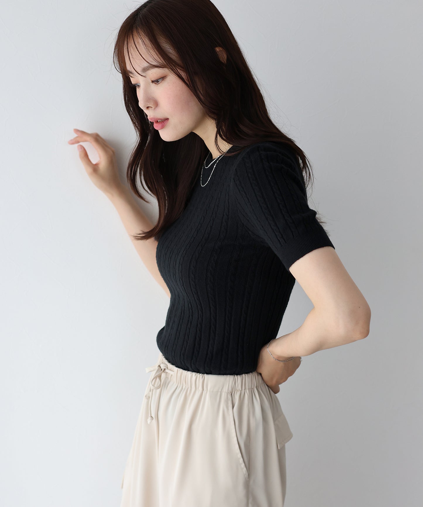 半袖ケーブルニット