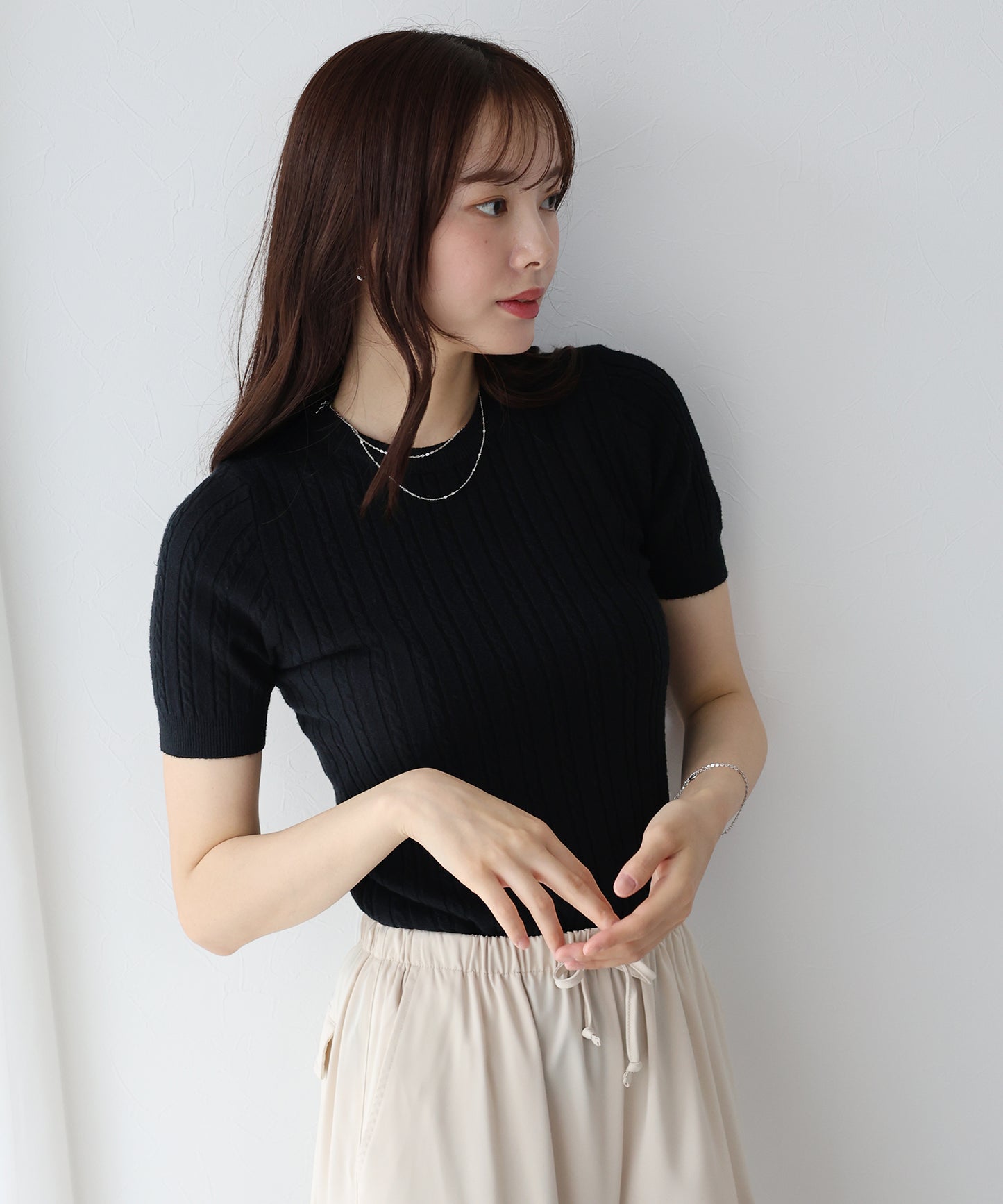 半袖ケーブルニット