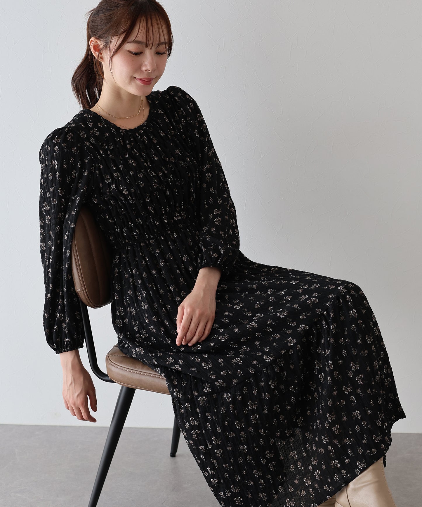 【早割5%OFF】花柄シャーリングワンピース