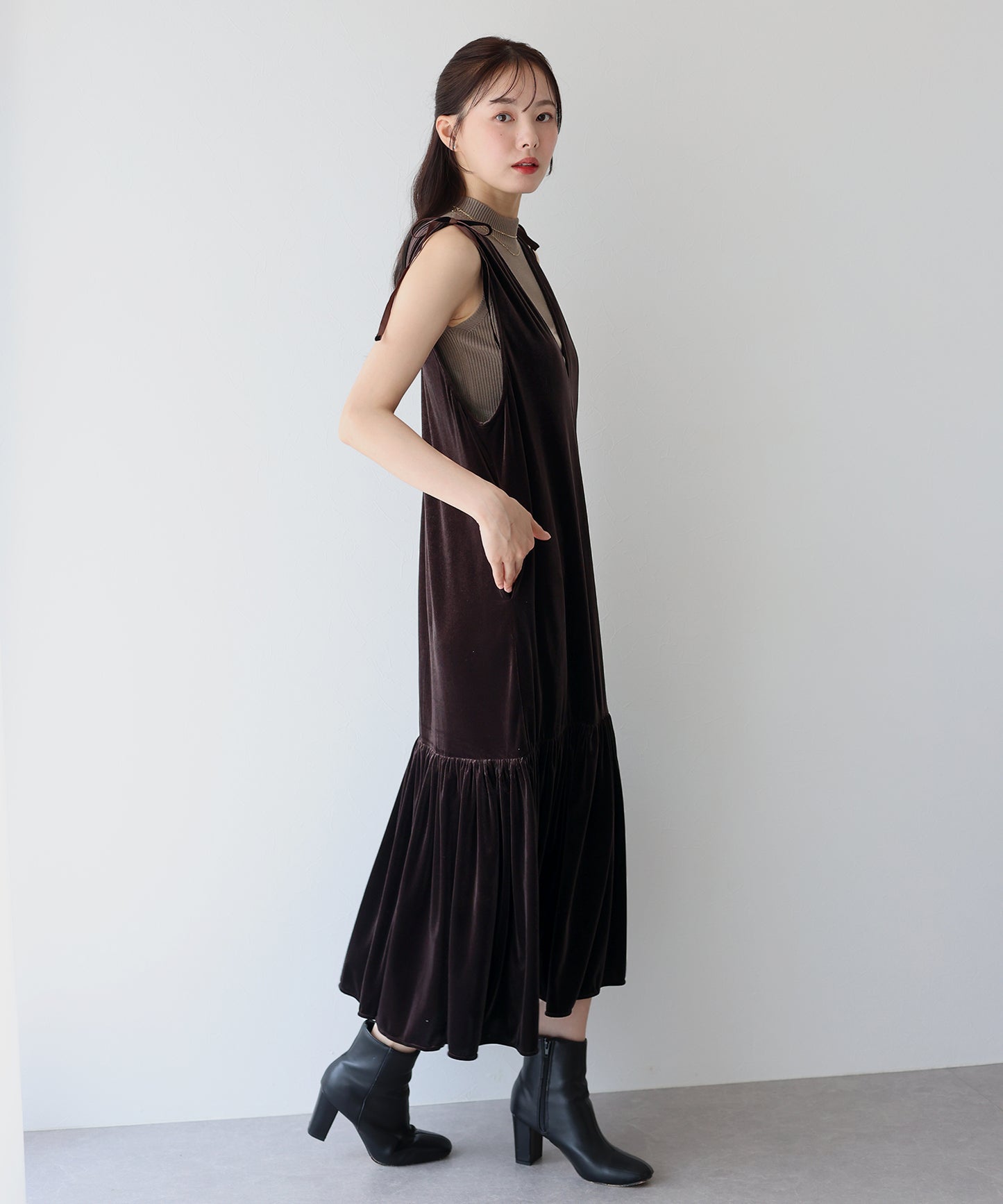 【SALE】ベロアジャンパースカート