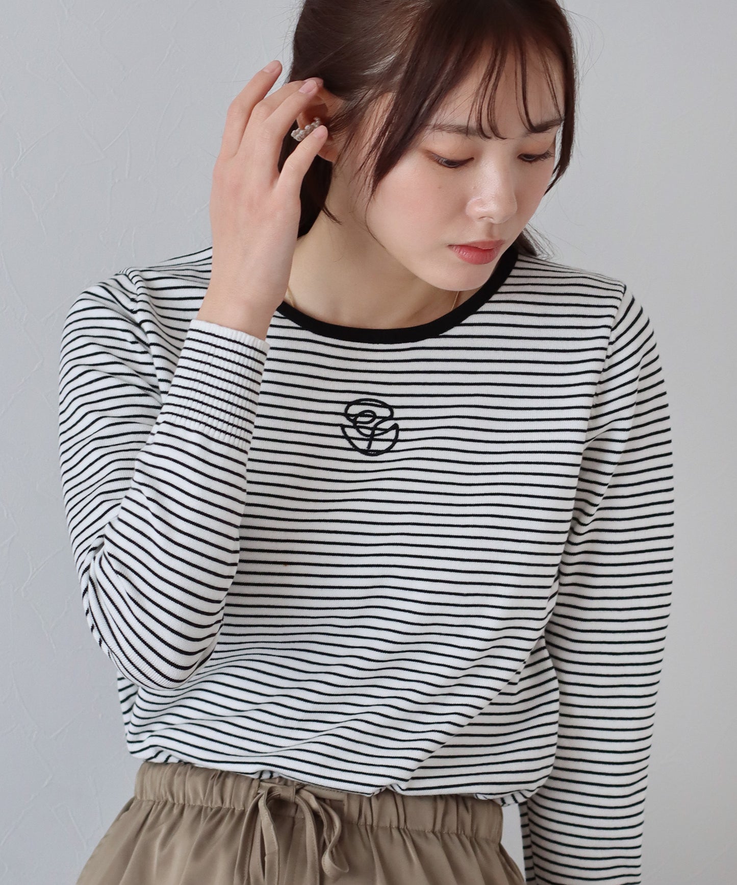 【SALE】ロゴ刺繍ボーダーニット