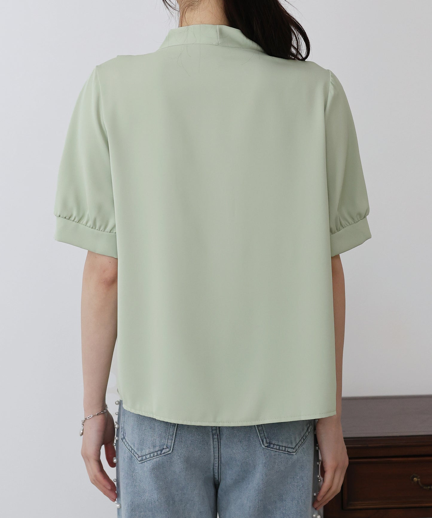 【SALE】パールラインVネックブラウス【ネコポス】