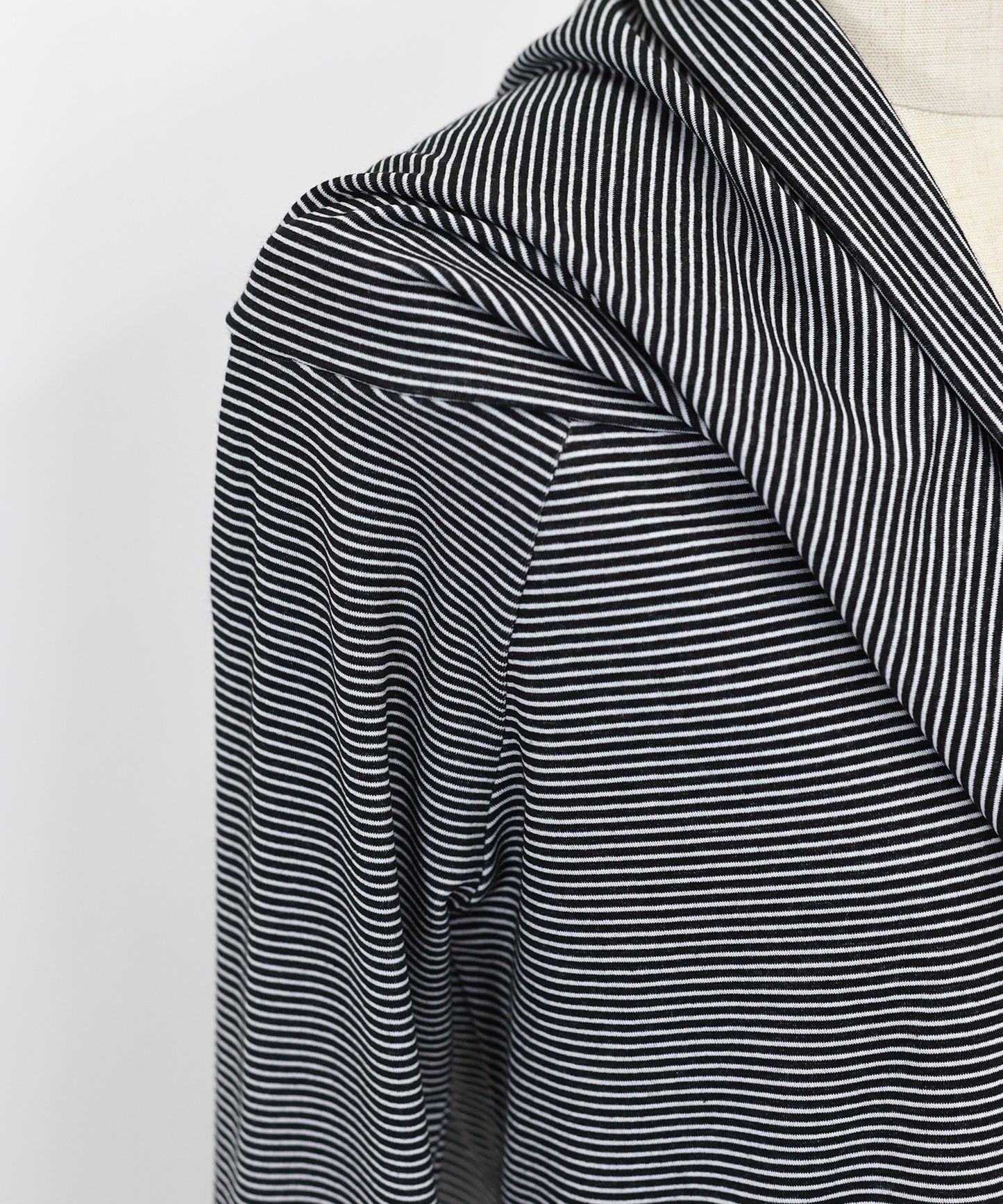 【SALE】ボーダードレープオフショルダートップス