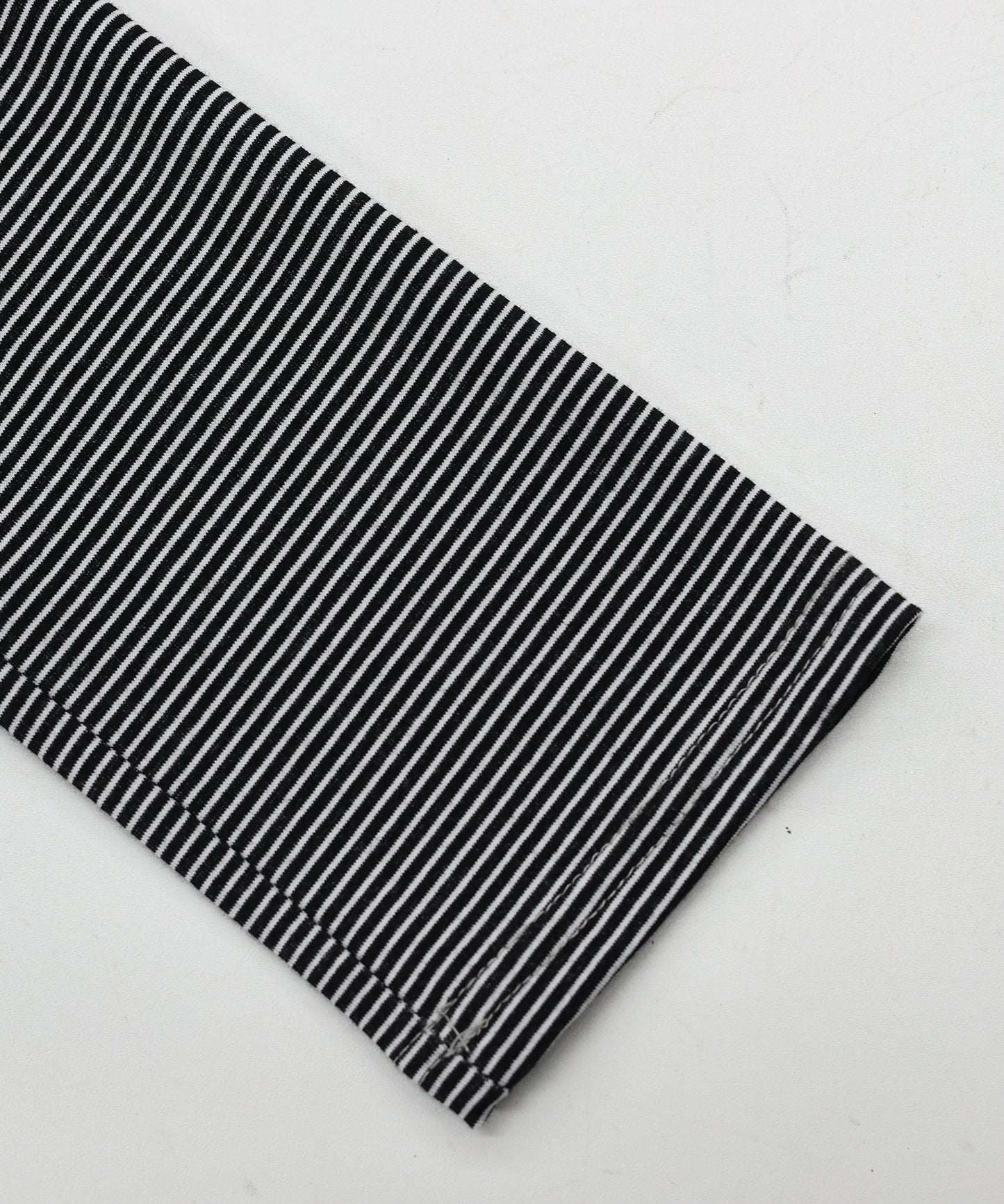 【SALE】ボーダードレープオフショルダートップス