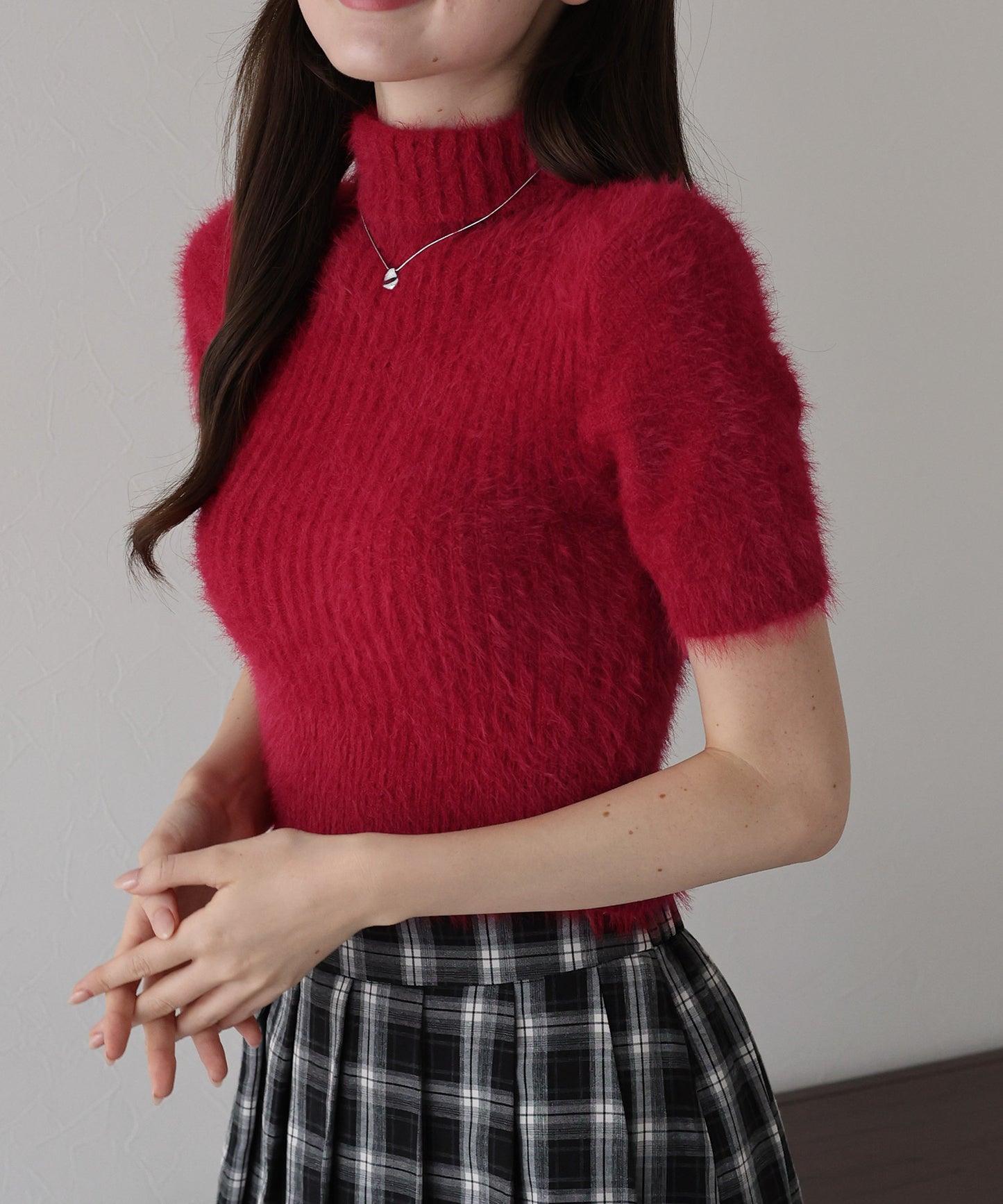 ハイネックシャギーニット