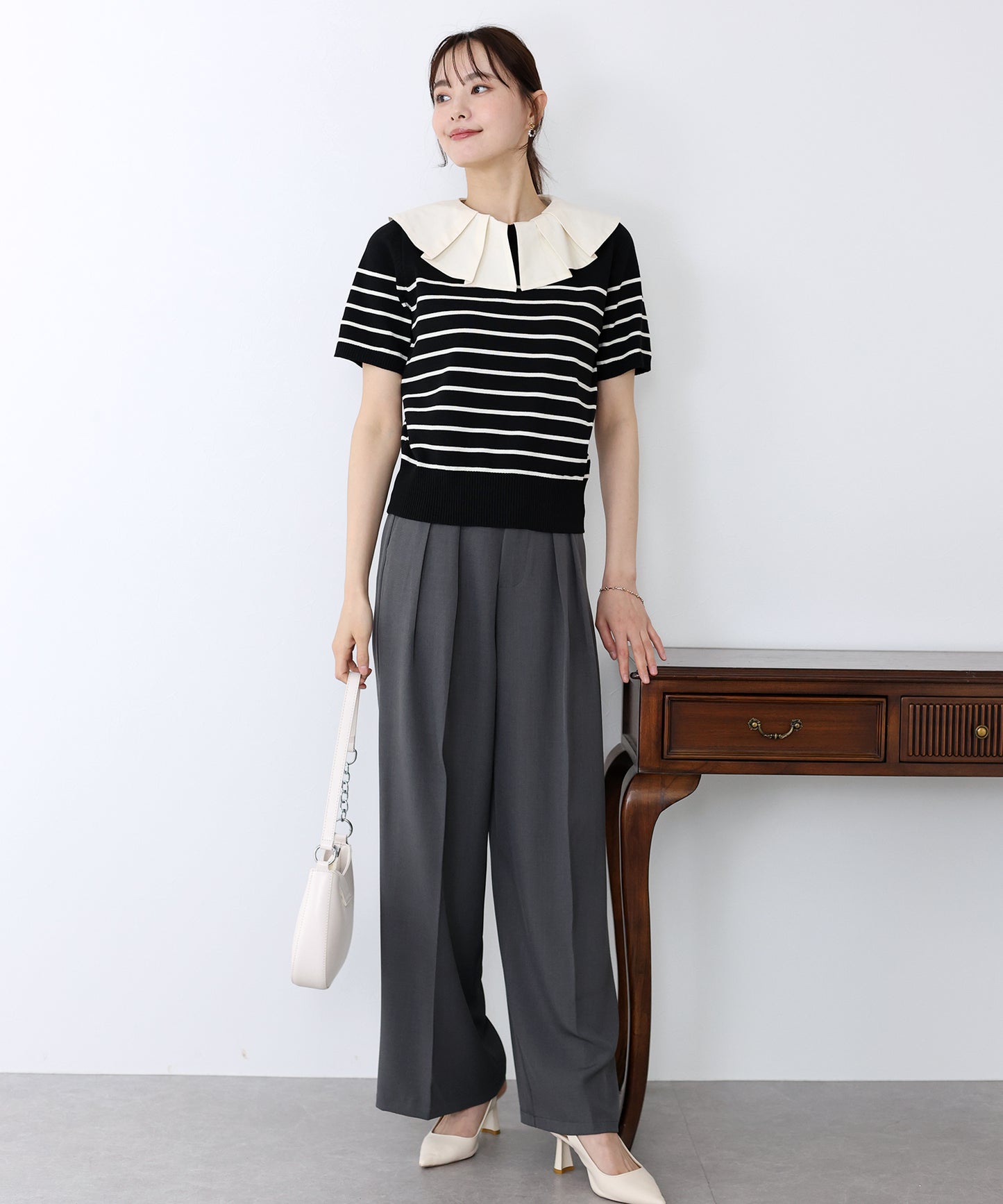 2WAYフリル襟付きニット