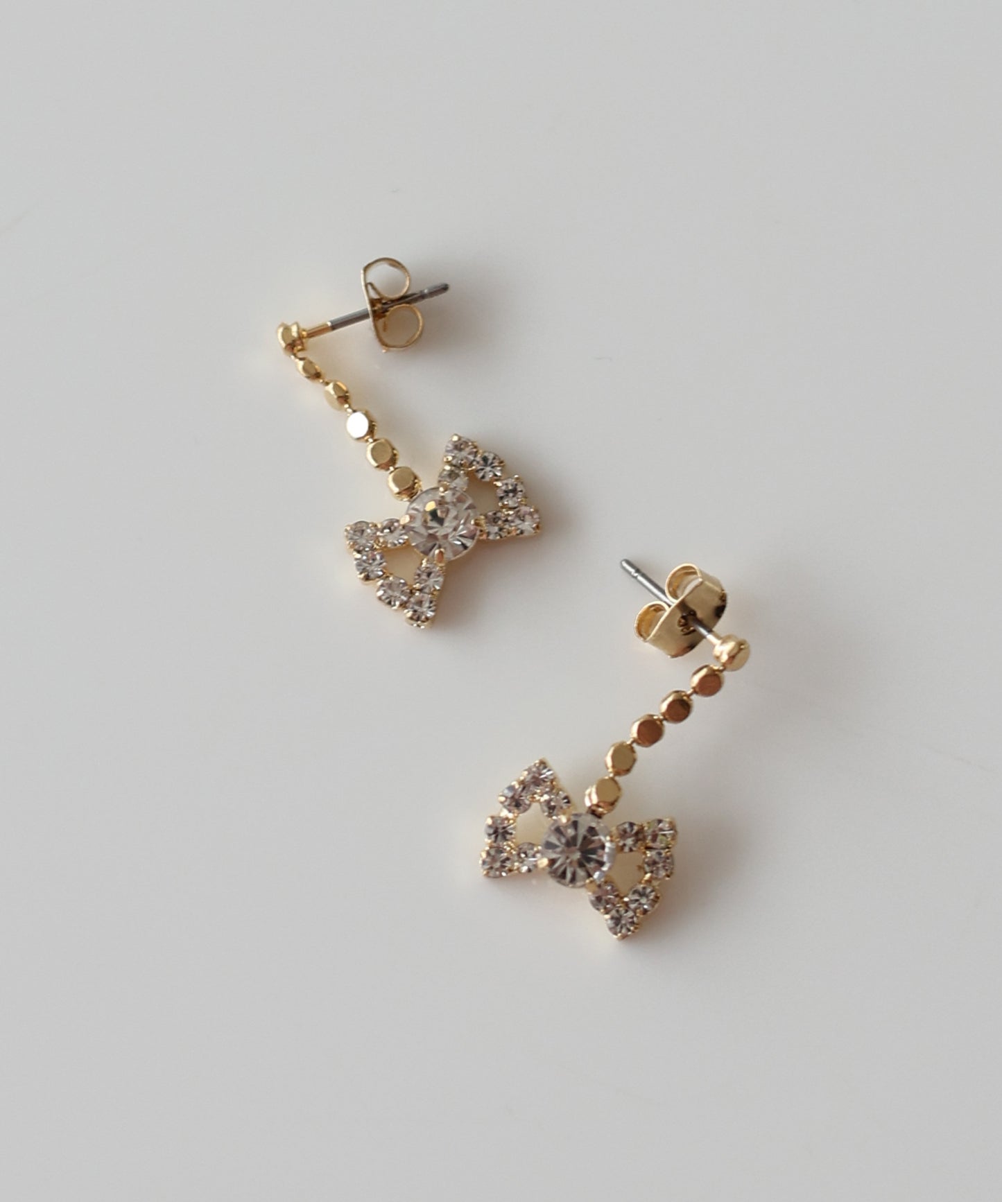 ビジューリボンペタルピアス【ネコポス】