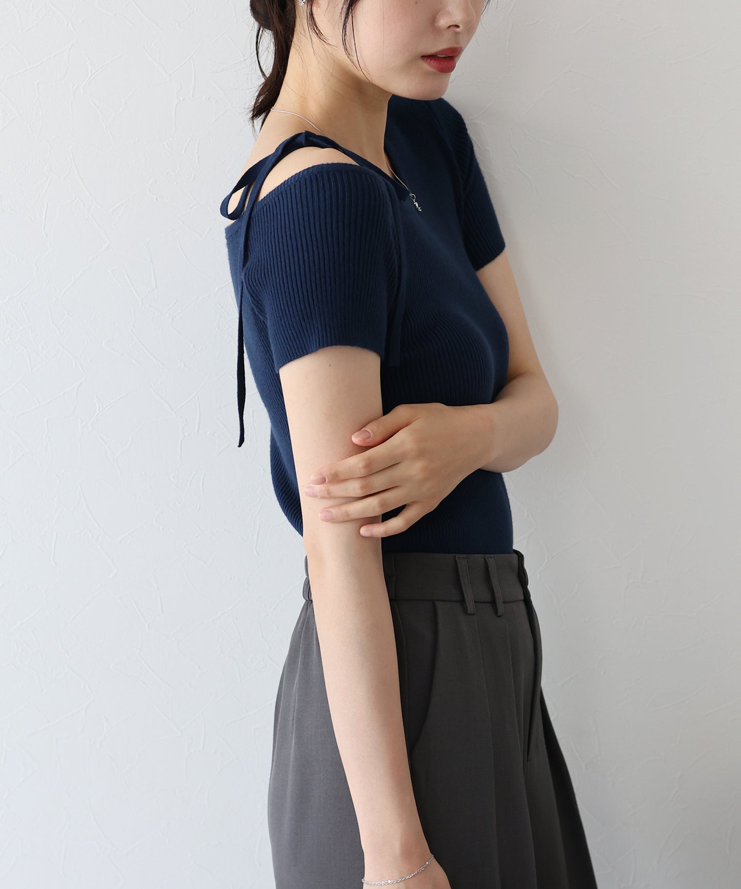 【SALE】ワンオフショルダーリボンニット【ネコポス】