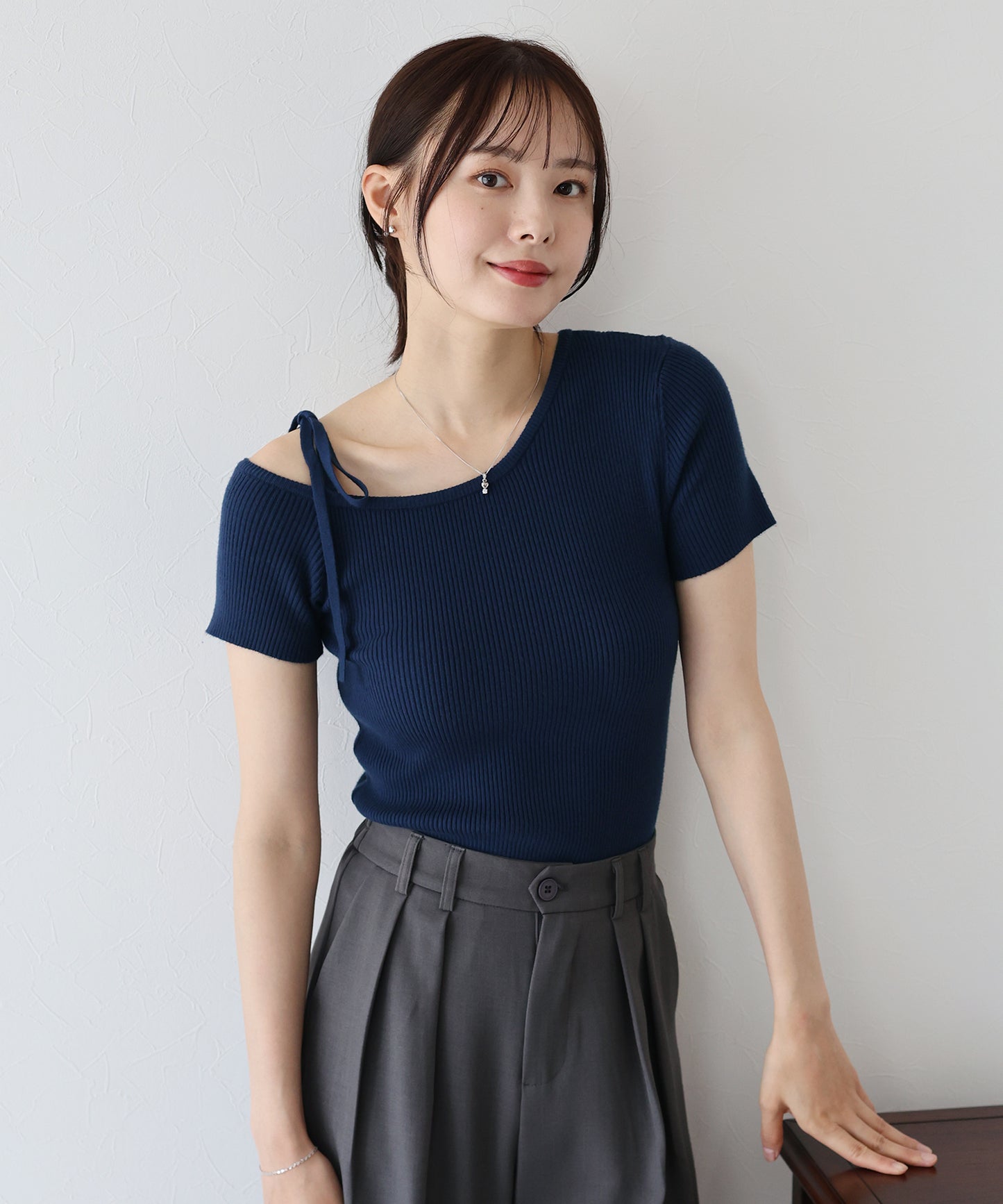 【SALE】ワンオフショルダーリボンニット【ネコポス】