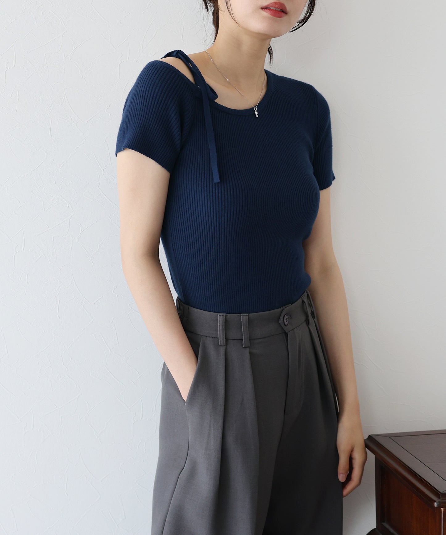 【SALE】ワンオフショルダーリボンニット【ネコポス】
