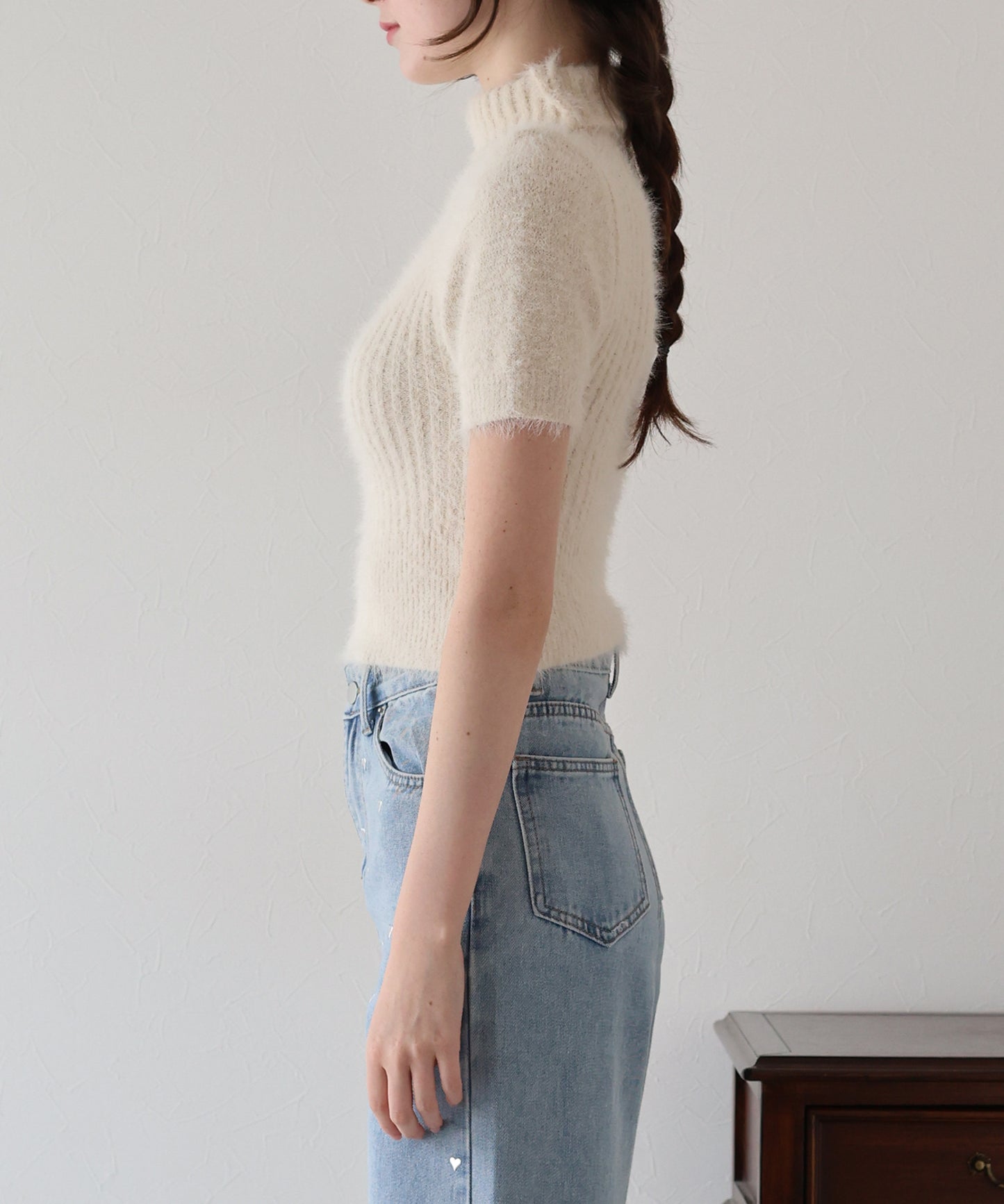 ハイネックシャギーニット