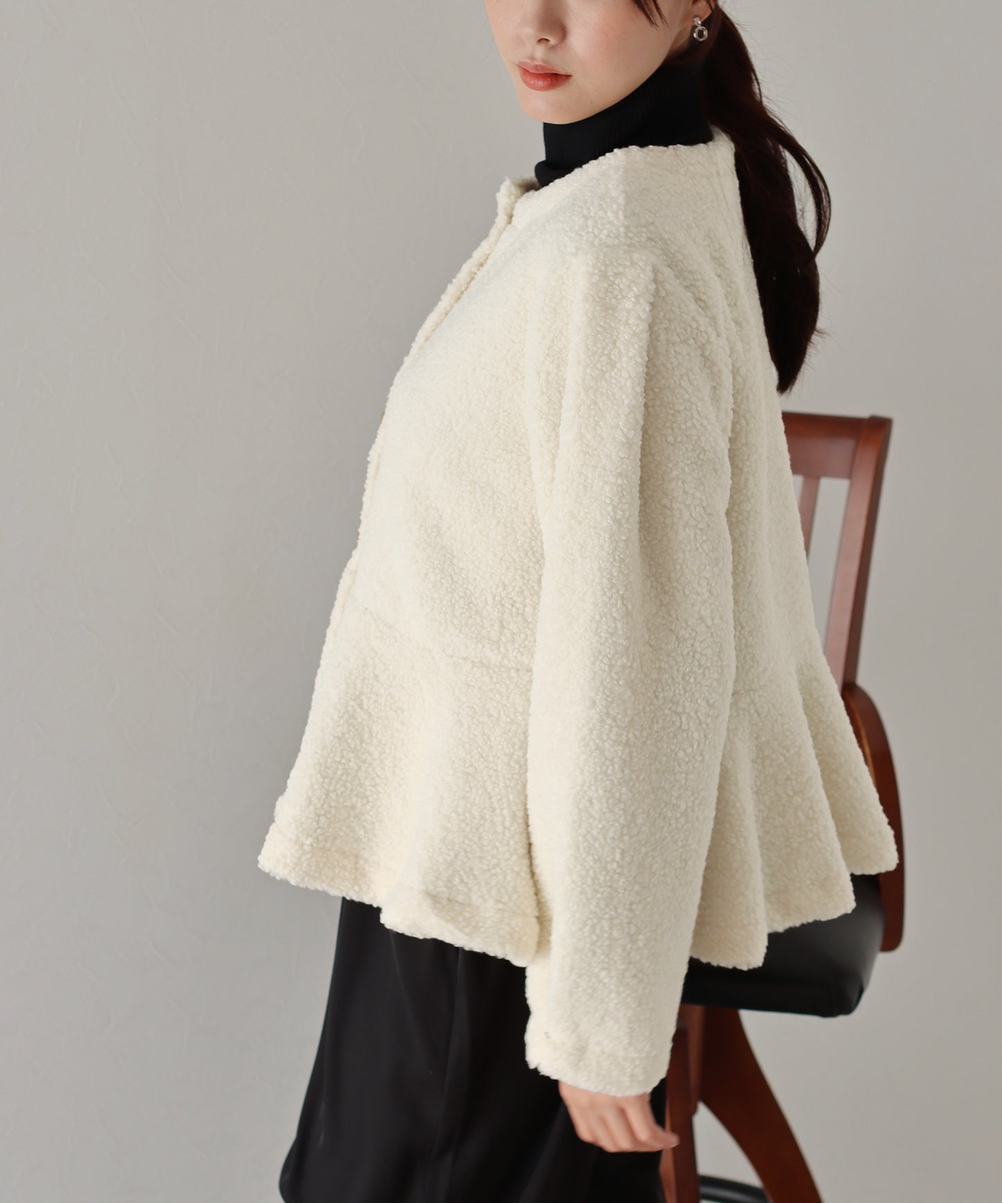【SALE】もこもこペプラムコート